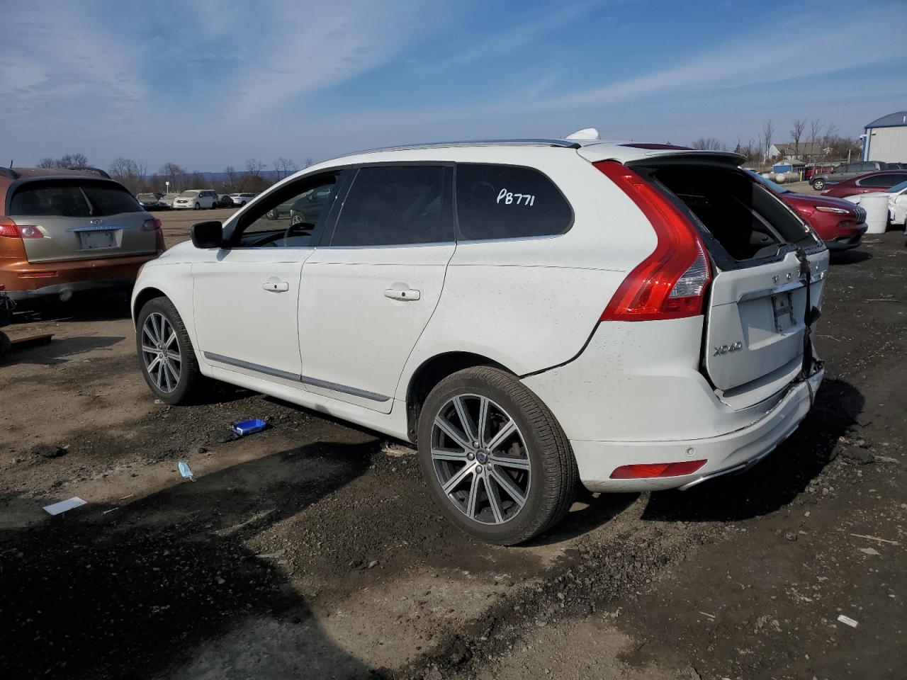 Photo 1 VIN: YV449MRUXH2173168 - VOLVO XC60 