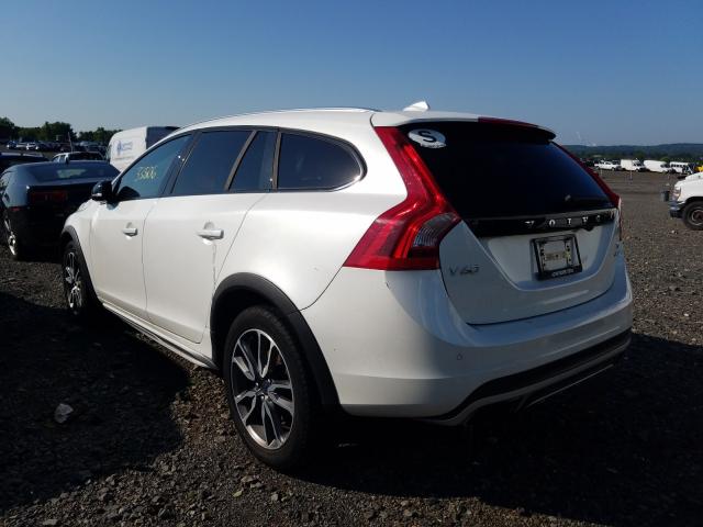 Photo 2 VIN: YV4612HK0F1001254 - VOLVO V60 CROSS 