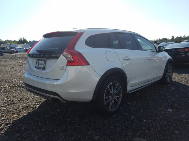 Photo 3 VIN: YV4612HK0F1001254 - VOLVO V60 CROSS 