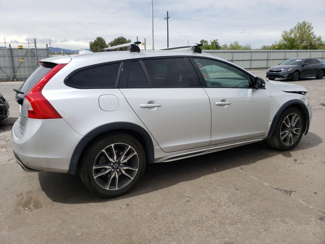 Photo 2 VIN: YV4612HK0G1007816 - VOLVO V60 CROSS 