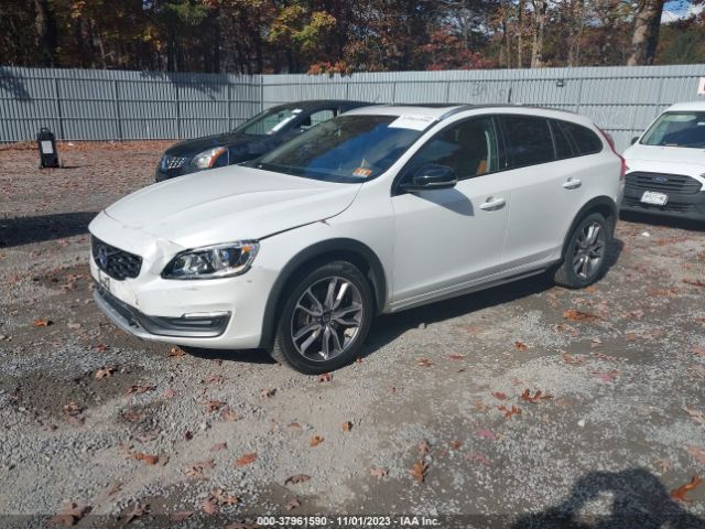 Photo 1 VIN: YV4612HK2G1006229 - VOLVO V60 CROSS COUNTRY 