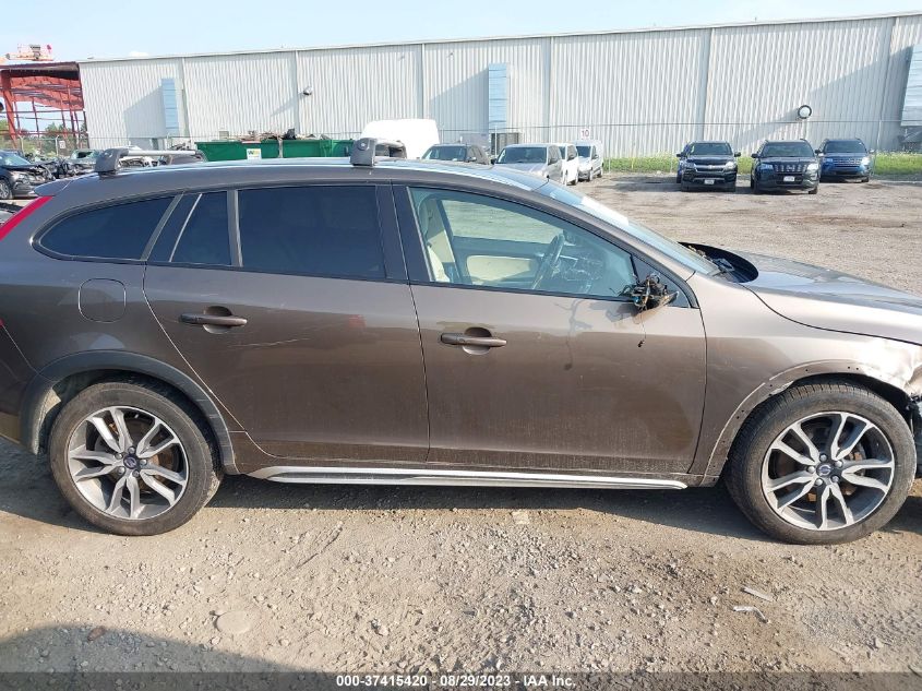 Photo 12 VIN: YV4612HK5F1002092 - VOLVO V60 CROSS COUNTRY 