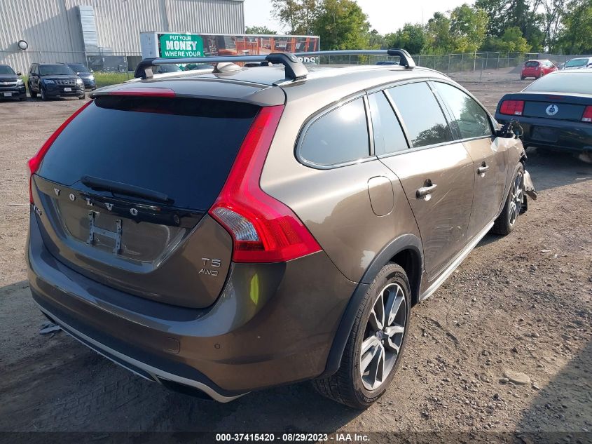 Photo 3 VIN: YV4612HK5F1002092 - VOLVO V60 CROSS COUNTRY 