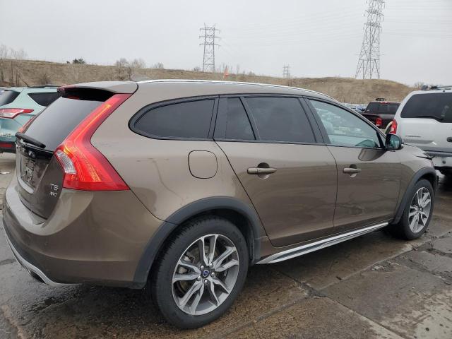 Photo 2 VIN: YV4612HK7F1000537 - VOLVO V60 CROSS 