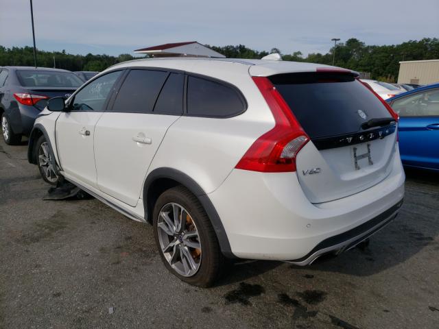 Photo 2 VIN: YV4612HK7F1000747 - VOLVO V60 CROSS 