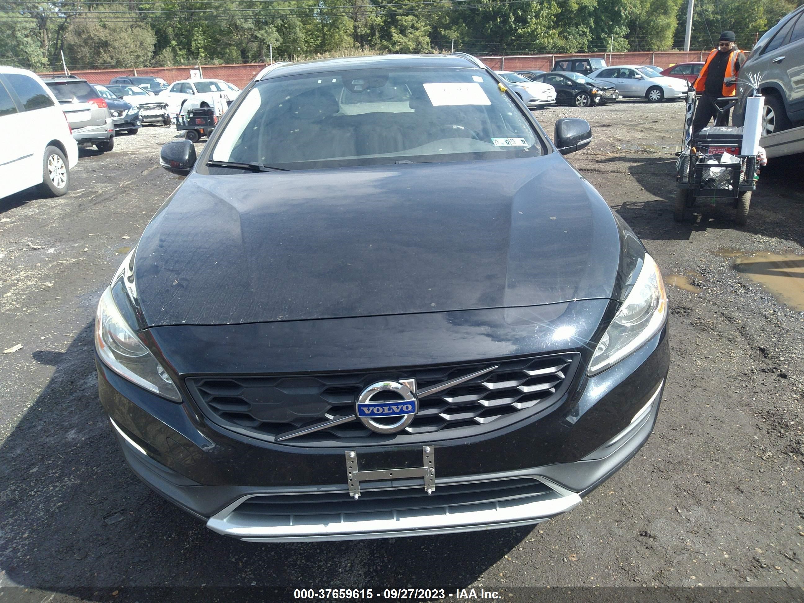 Photo 11 VIN: YV4612HK7G1003035 - VOLVO V60 CROSS COUNTRY 