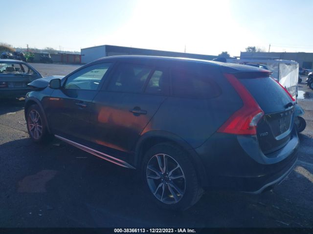 Photo 2 VIN: YV4612HK8F1001258 - VOLVO V60 CROSS COUNTRY 