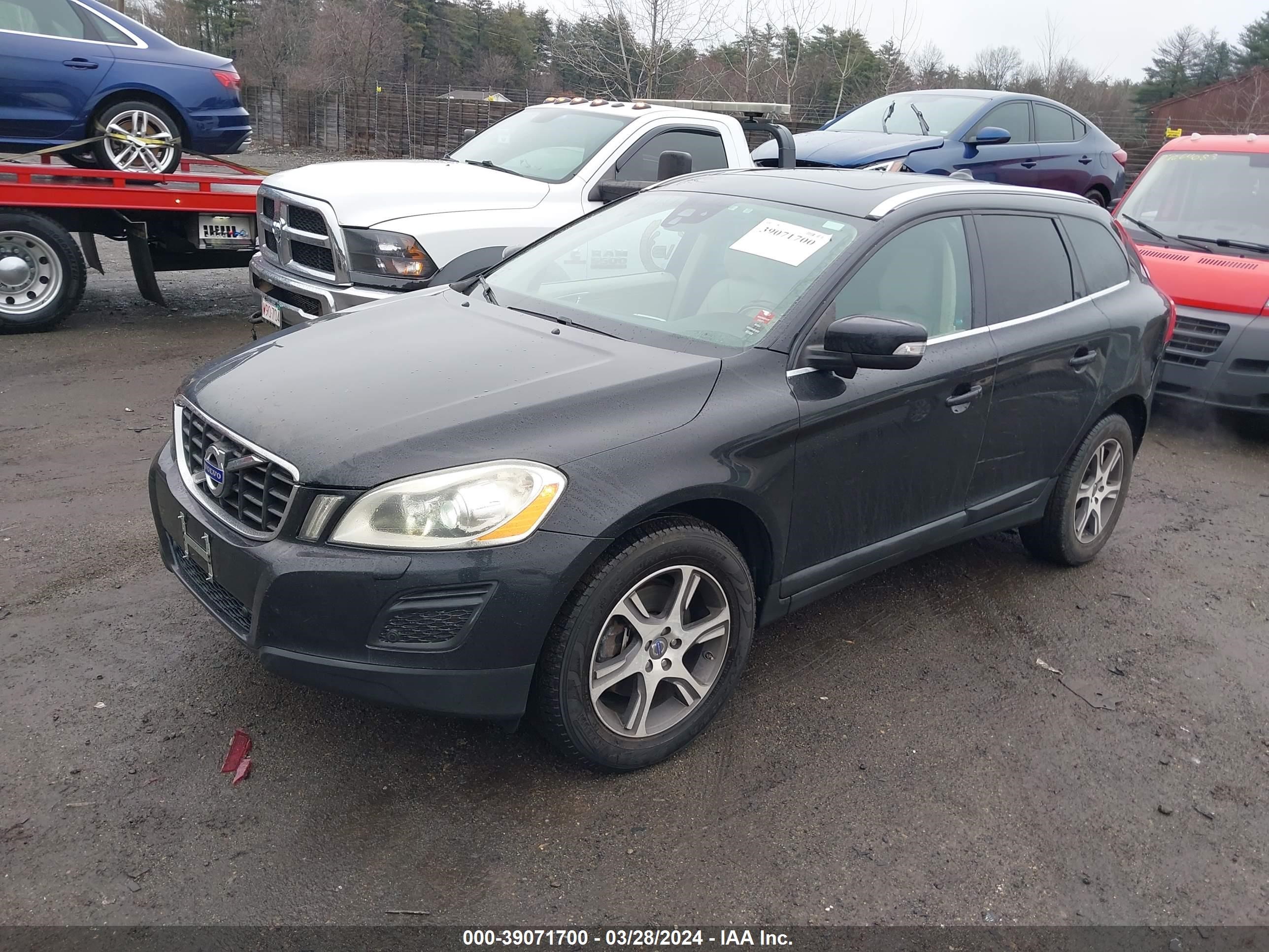 Photo 1 VIN: YV4902DZ1D2385877 - VOLVO XC60 