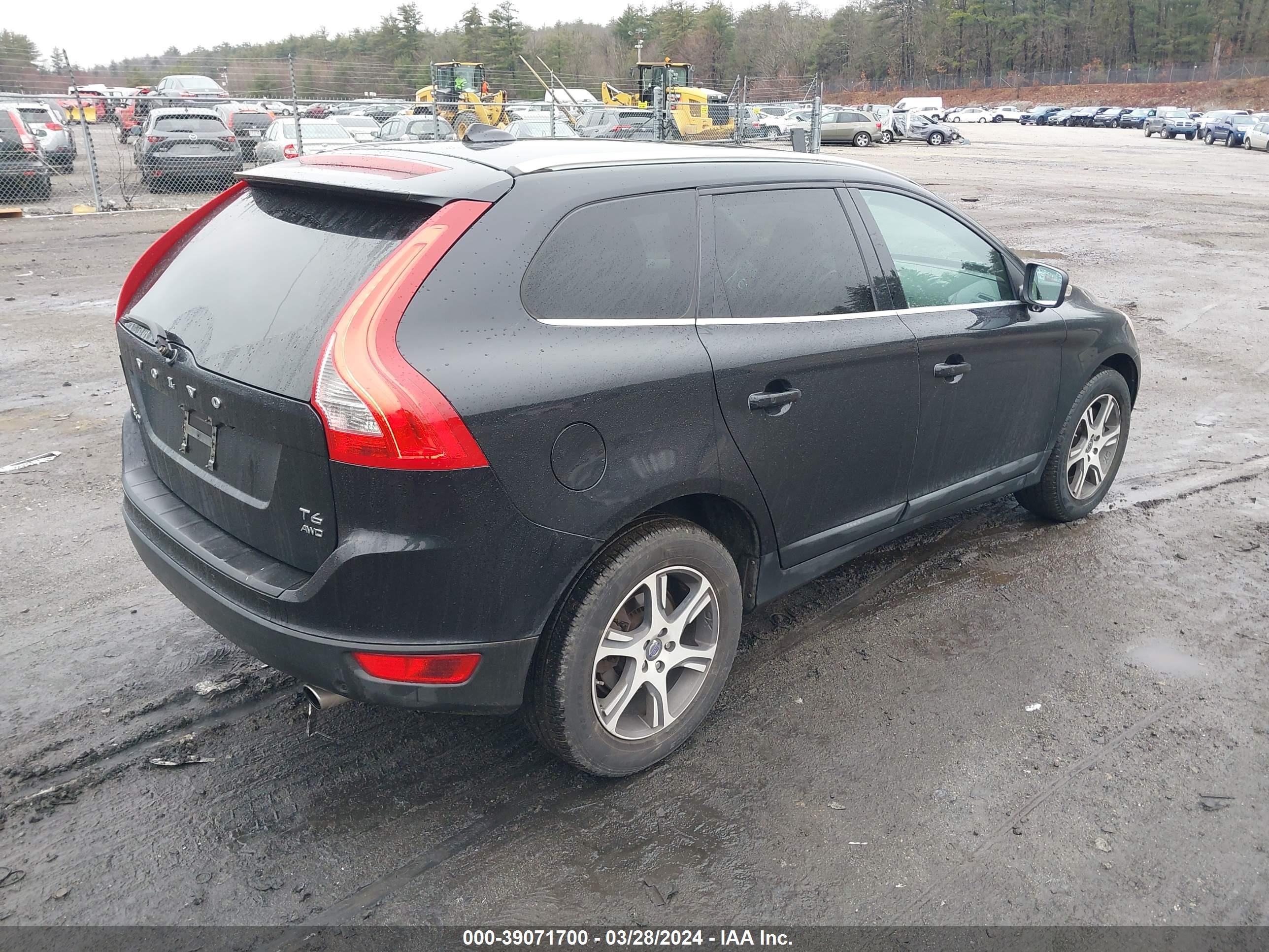 Photo 3 VIN: YV4902DZ1D2385877 - VOLVO XC60 