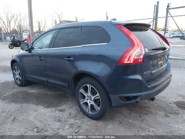 Photo 2 VIN: YV4902DZ3B2172720 - VOLVO XC60 