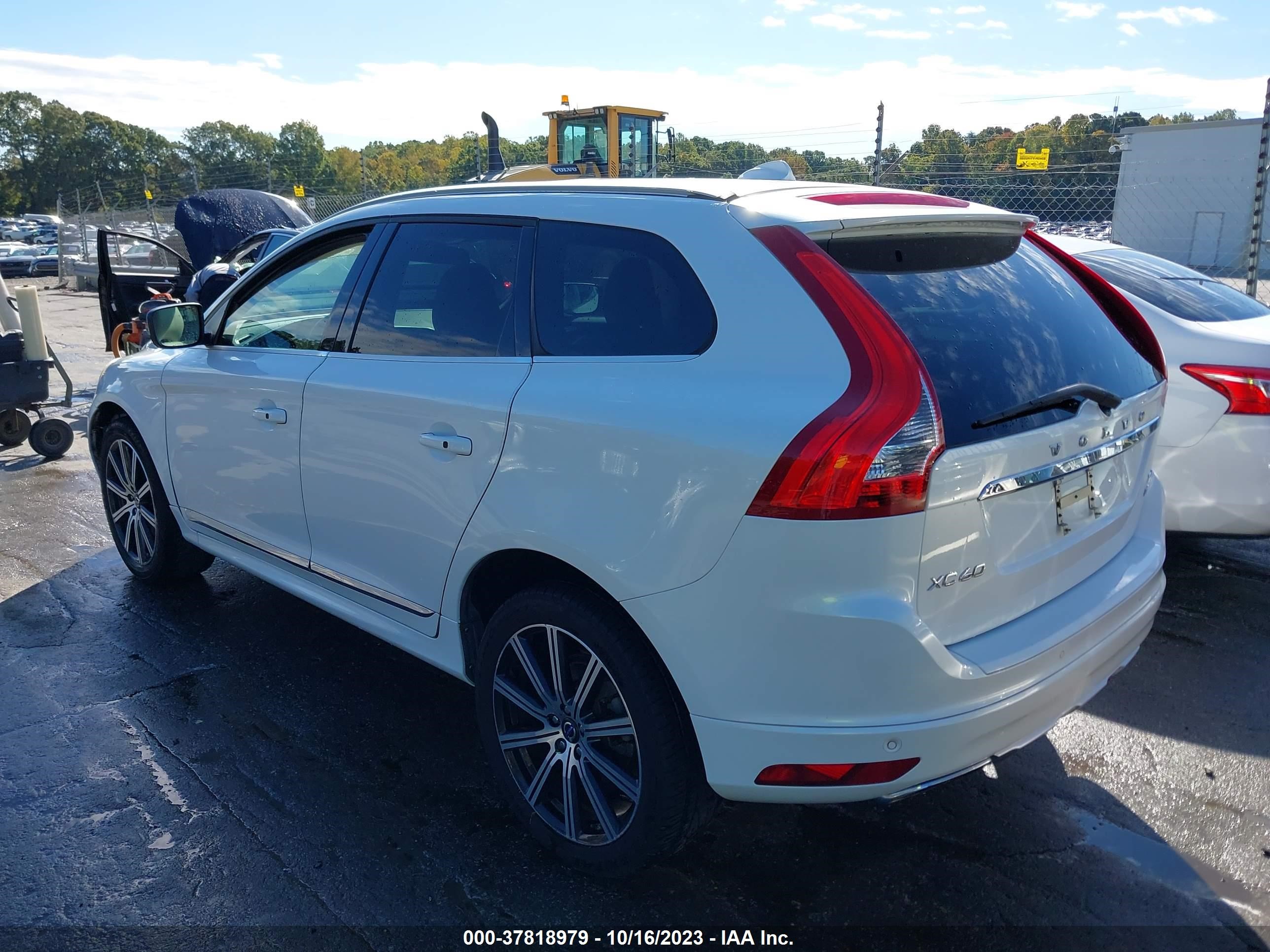 Photo 2 VIN: YV4902DZ4E2550290 - VOLVO XC60 