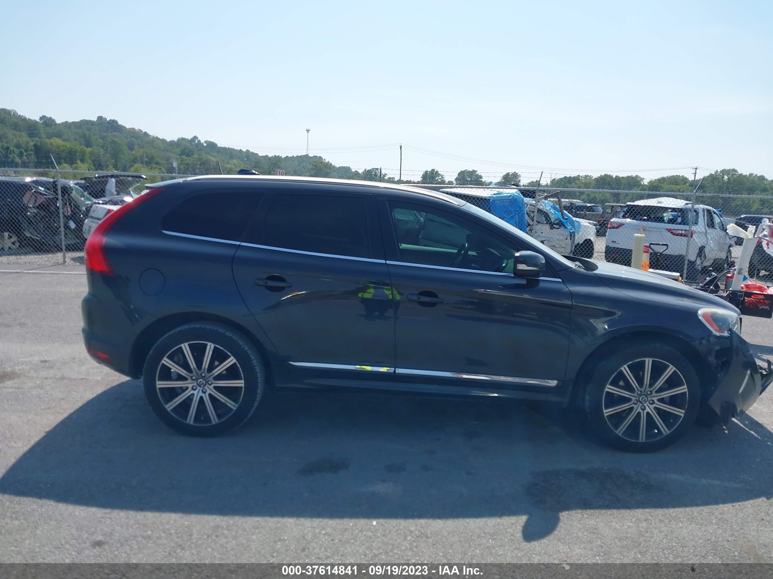 Photo 12 VIN: YV4902DZ4E2555439 - VOLVO XC60 