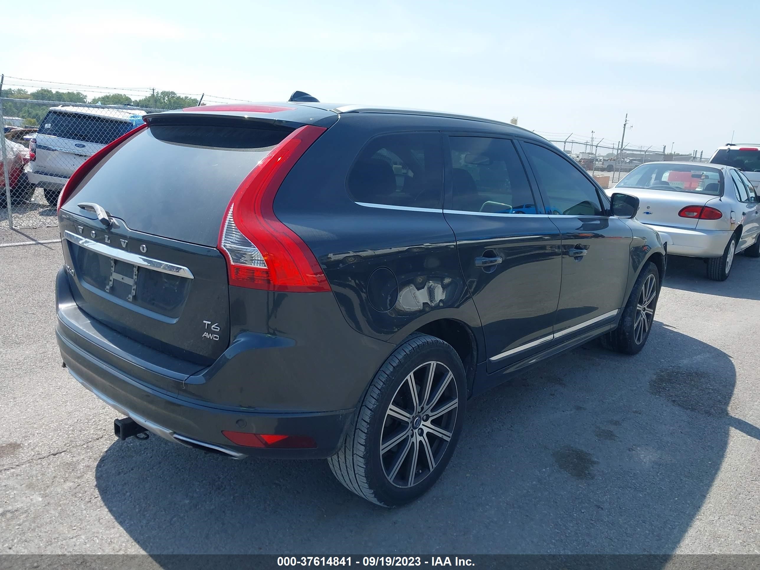 Photo 3 VIN: YV4902DZ4E2555439 - VOLVO XC60 