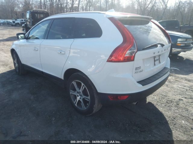 Photo 2 VIN: YV4902DZ7D2464941 - VOLVO XC60 