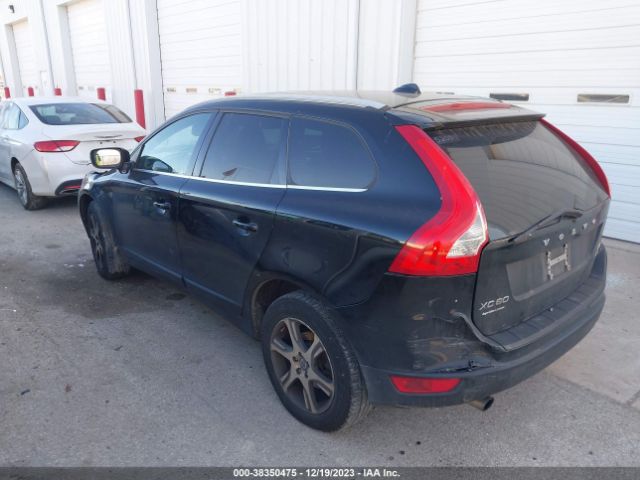 Photo 2 VIN: YV4902DZ8B2202794 - VOLVO XC60 