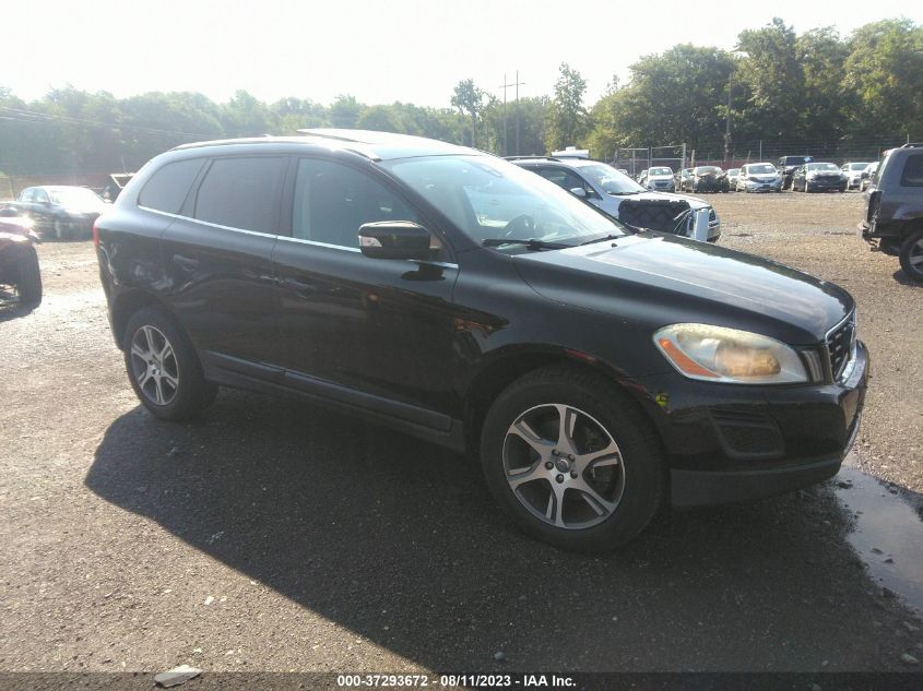 Photo 0 VIN: YV4902DZ8C2321589 - VOLVO XC60 