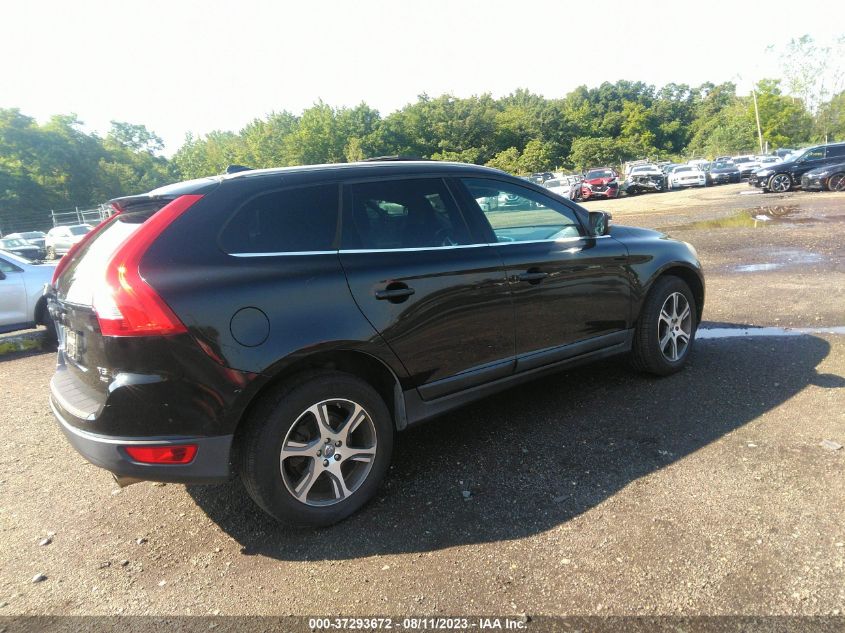 Photo 3 VIN: YV4902DZ8C2321589 - VOLVO XC60 