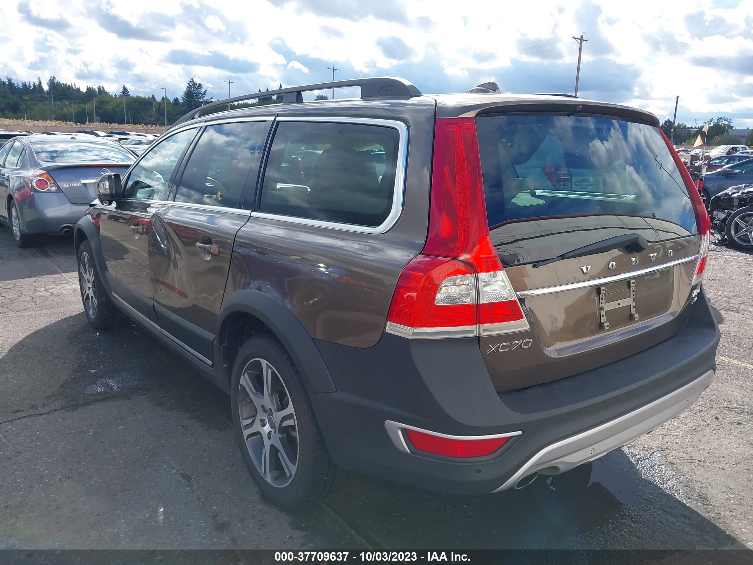 Photo 2 VIN: YV4902NCXF1200910 - VOLVO XC70 