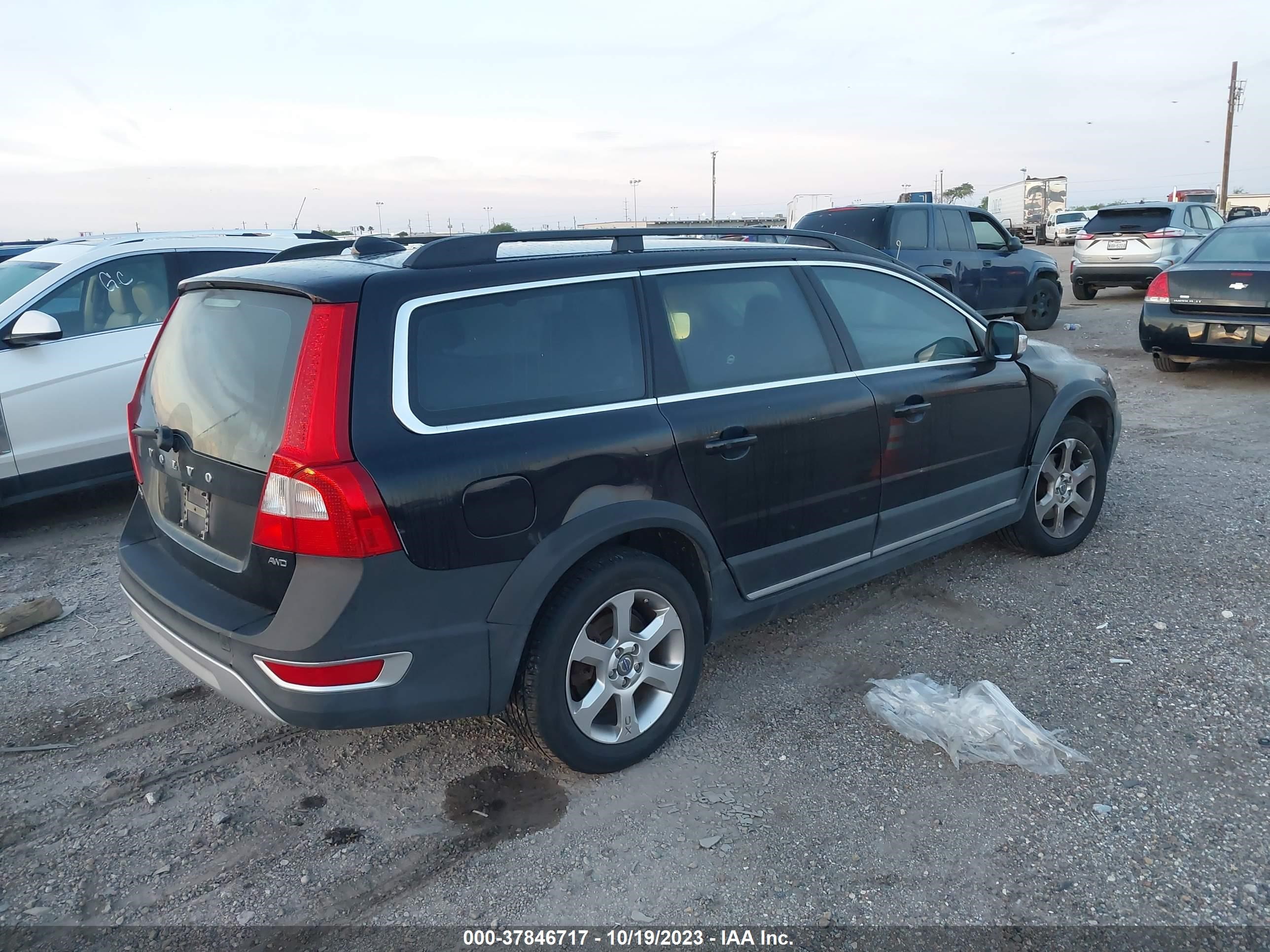 Photo 3 VIN: YV4940BZXB1103878 - VOLVO XC70 