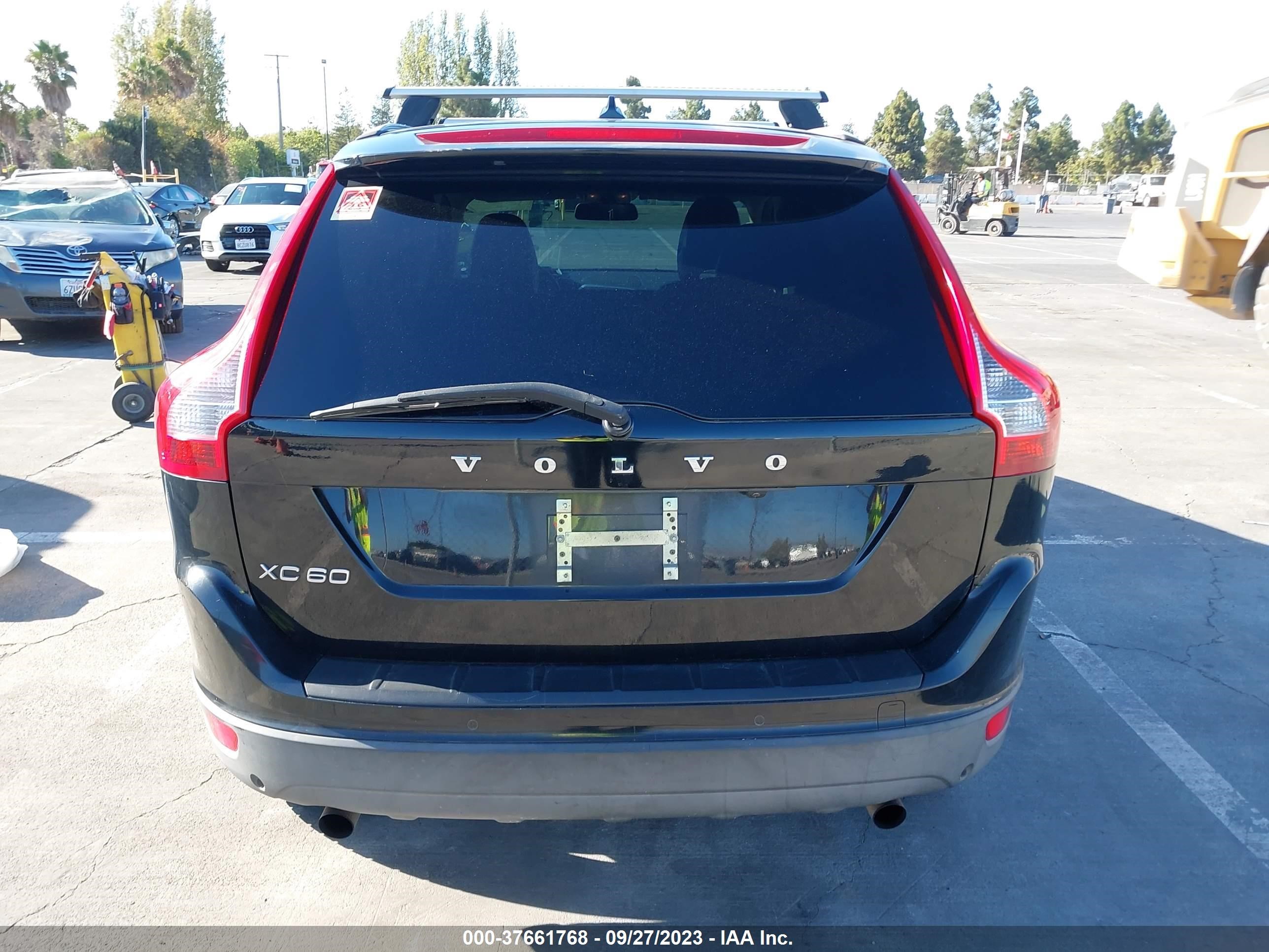 Photo 15 VIN: YV4940DL4B2186906 - VOLVO XC60 