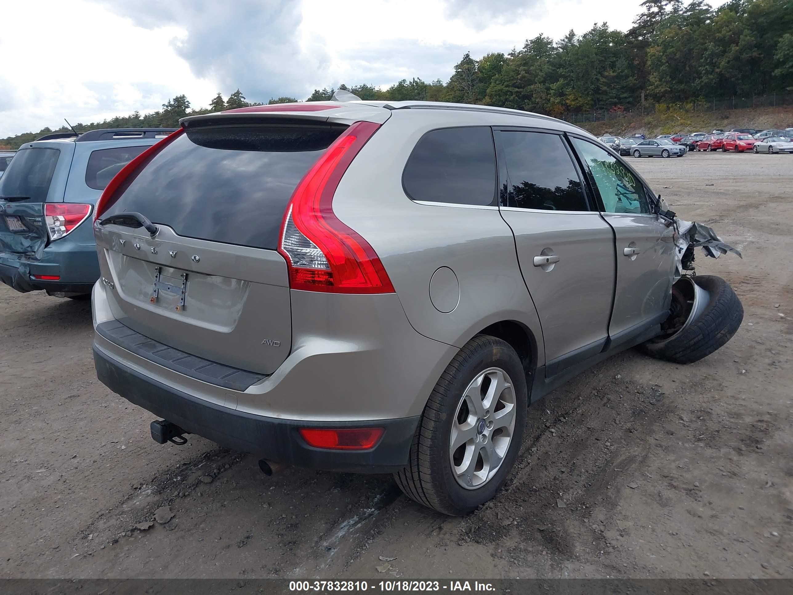 Photo 3 VIN: YV4940DZ0D2386401 - VOLVO XC60 