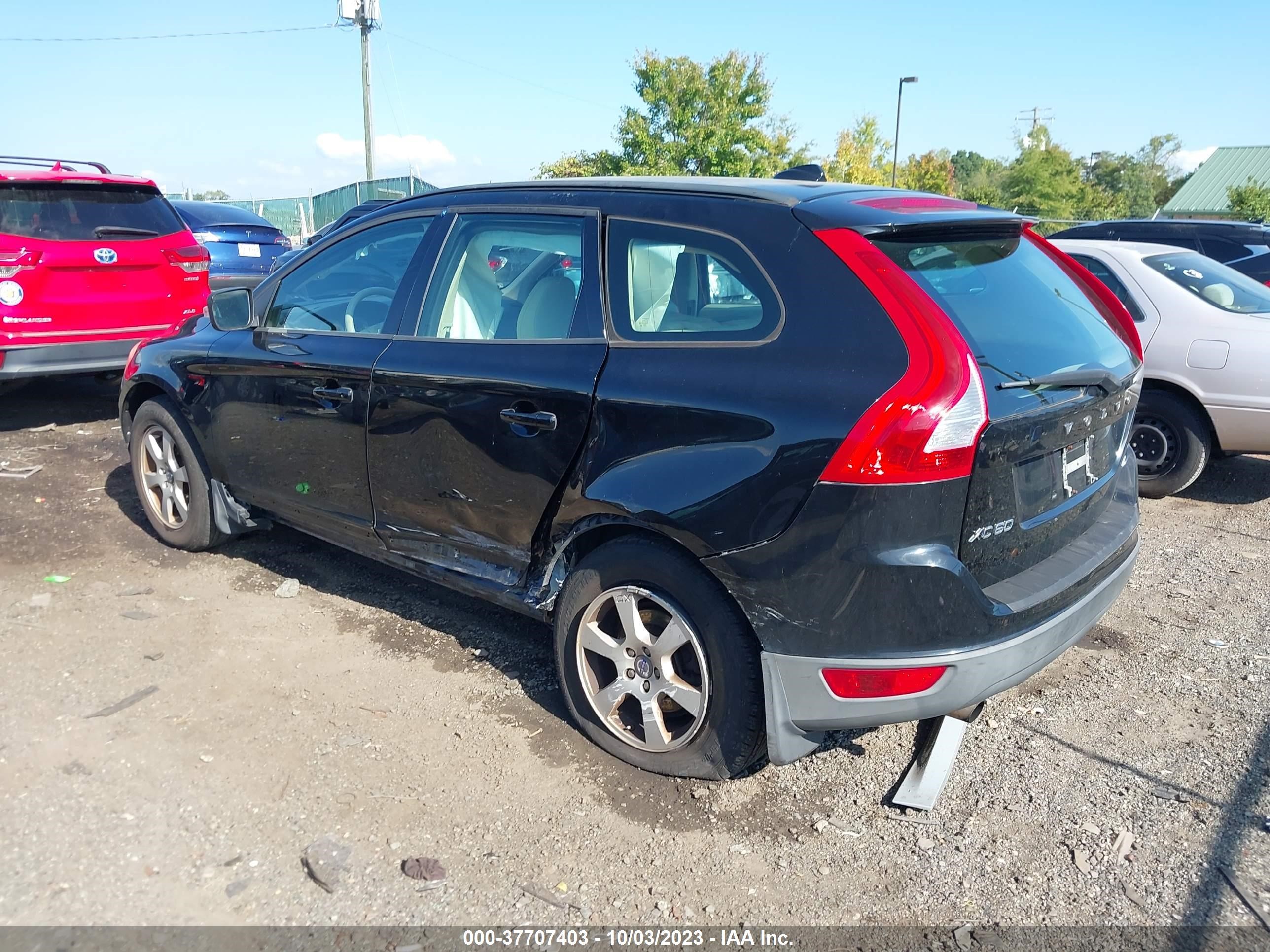 Photo 2 VIN: YV4940DZ1B2176726 - VOLVO XC60 