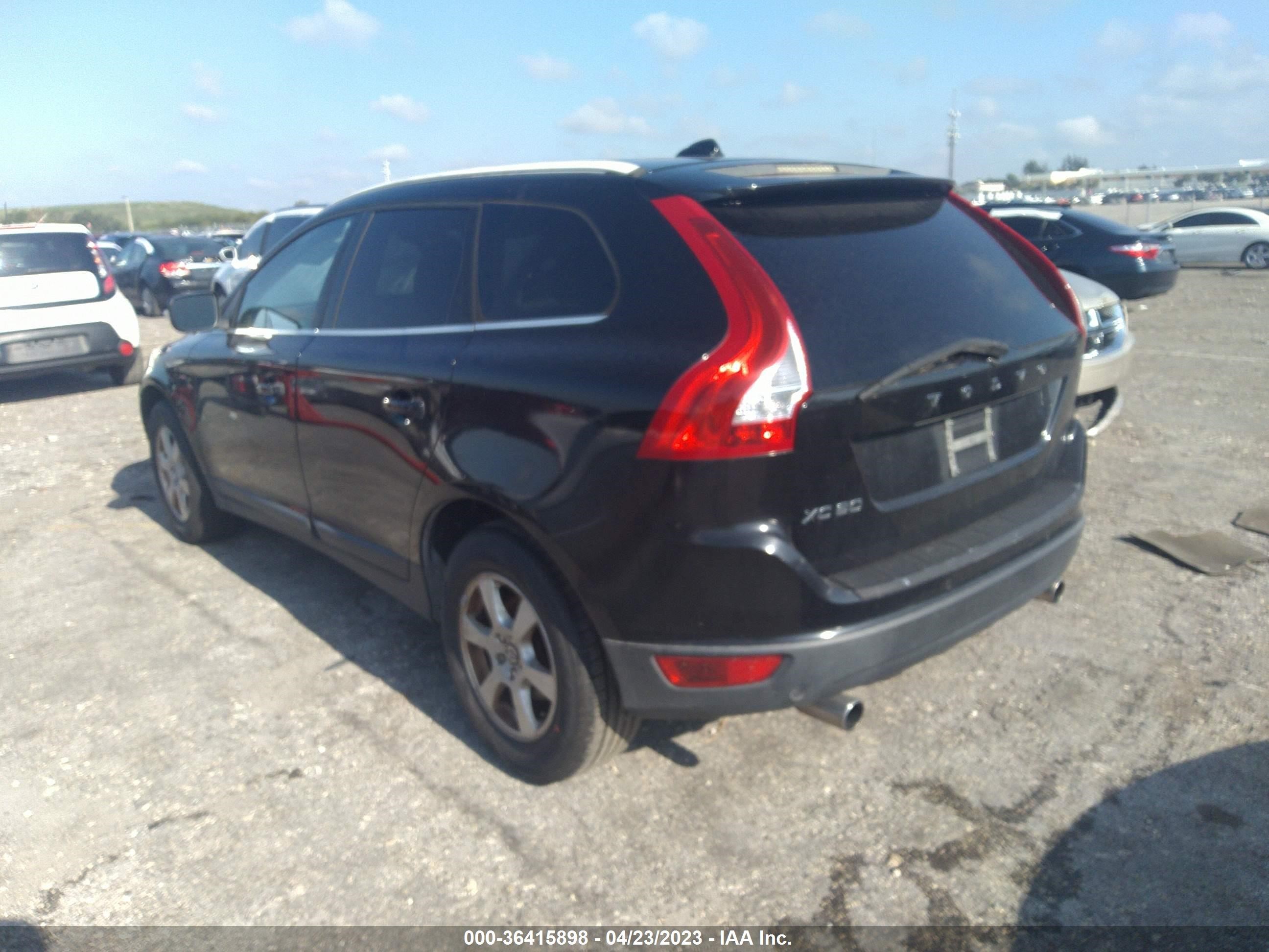 Photo 2 VIN: YV4952DL4C2252929 - VOLVO XC60 