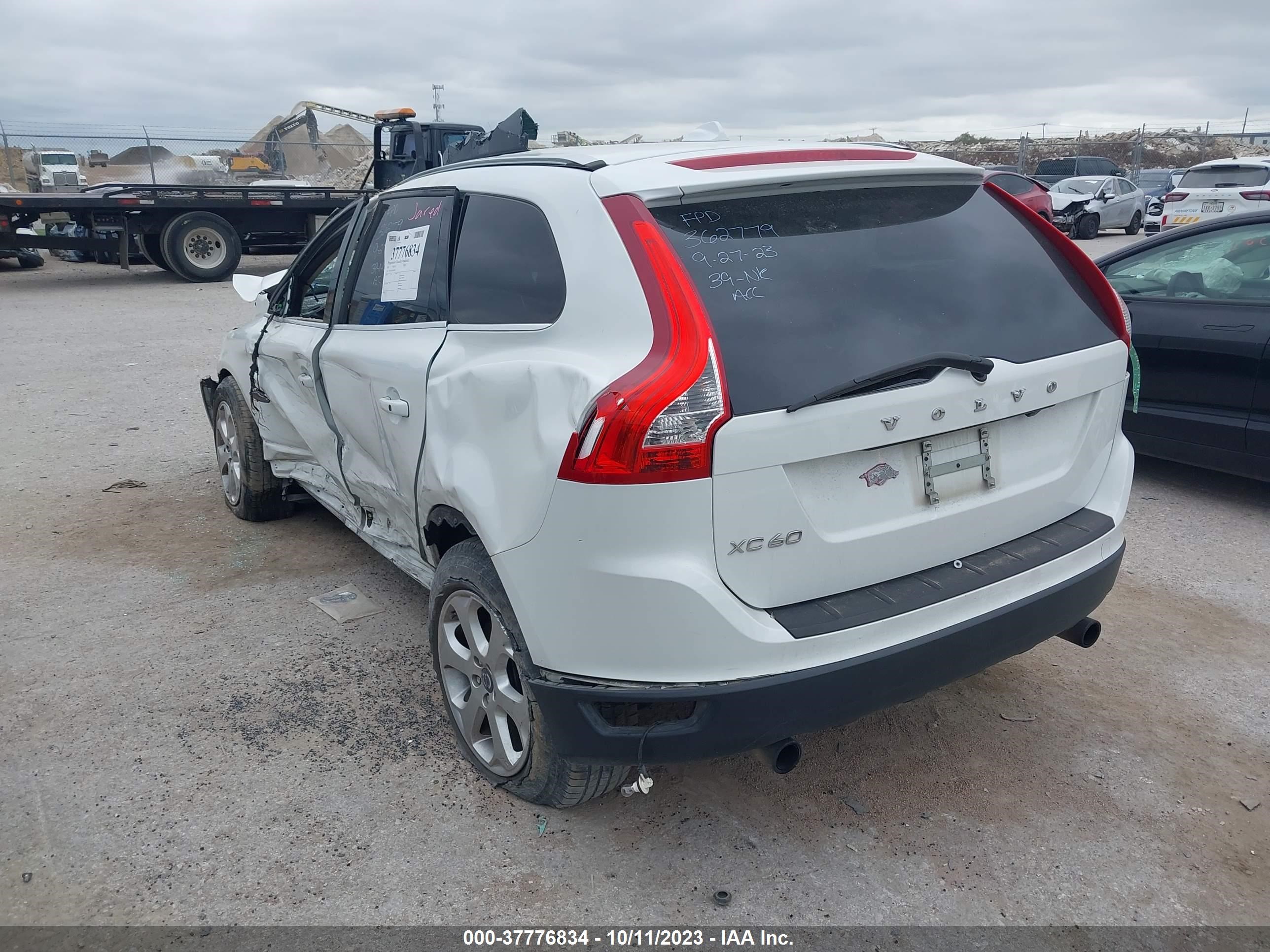 Photo 2 VIN: YV4952DL9D2445093 - VOLVO XC60 