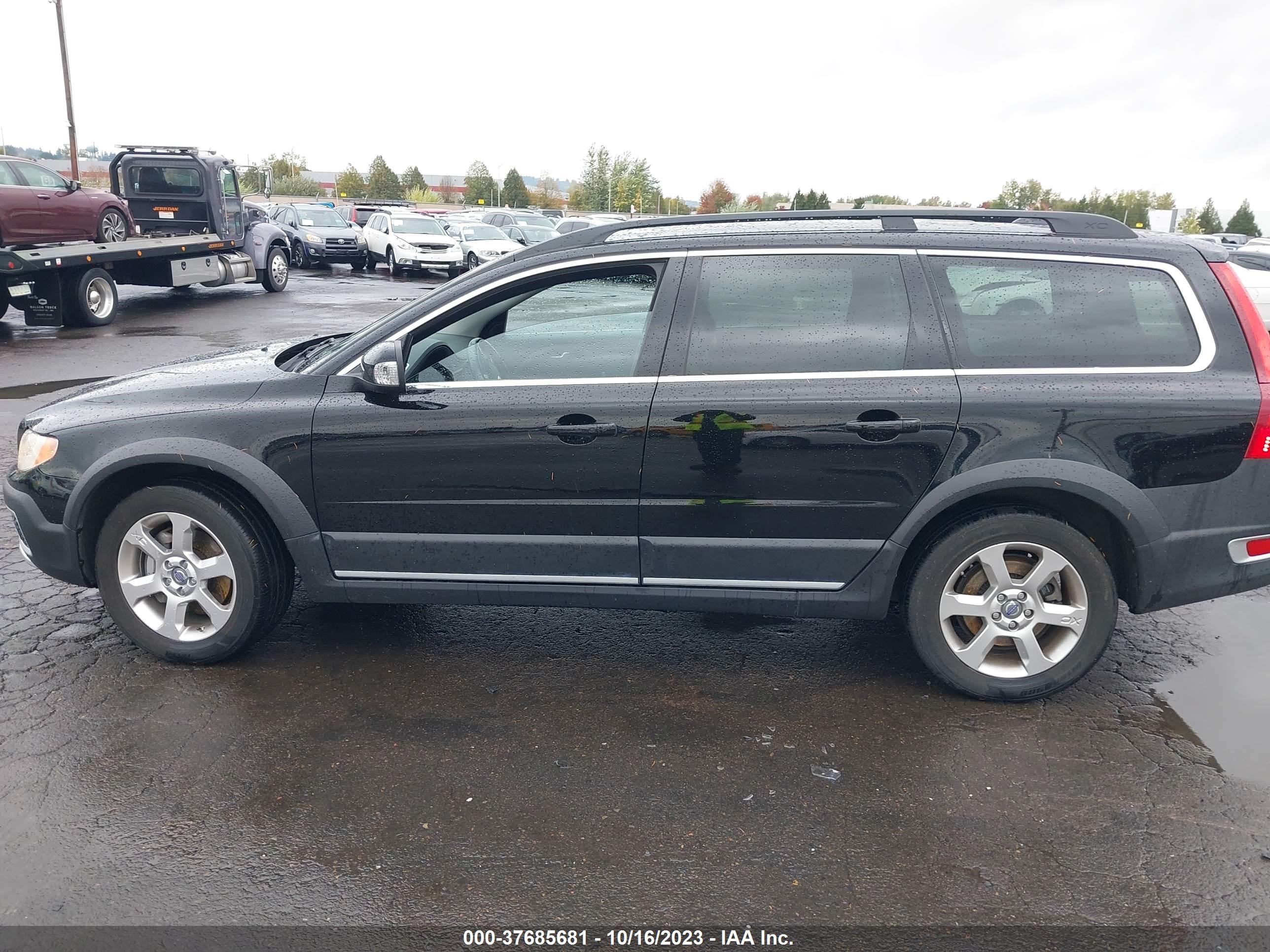 Photo 13 VIN: YV4960BZ1A1077700 - VOLVO XC70 