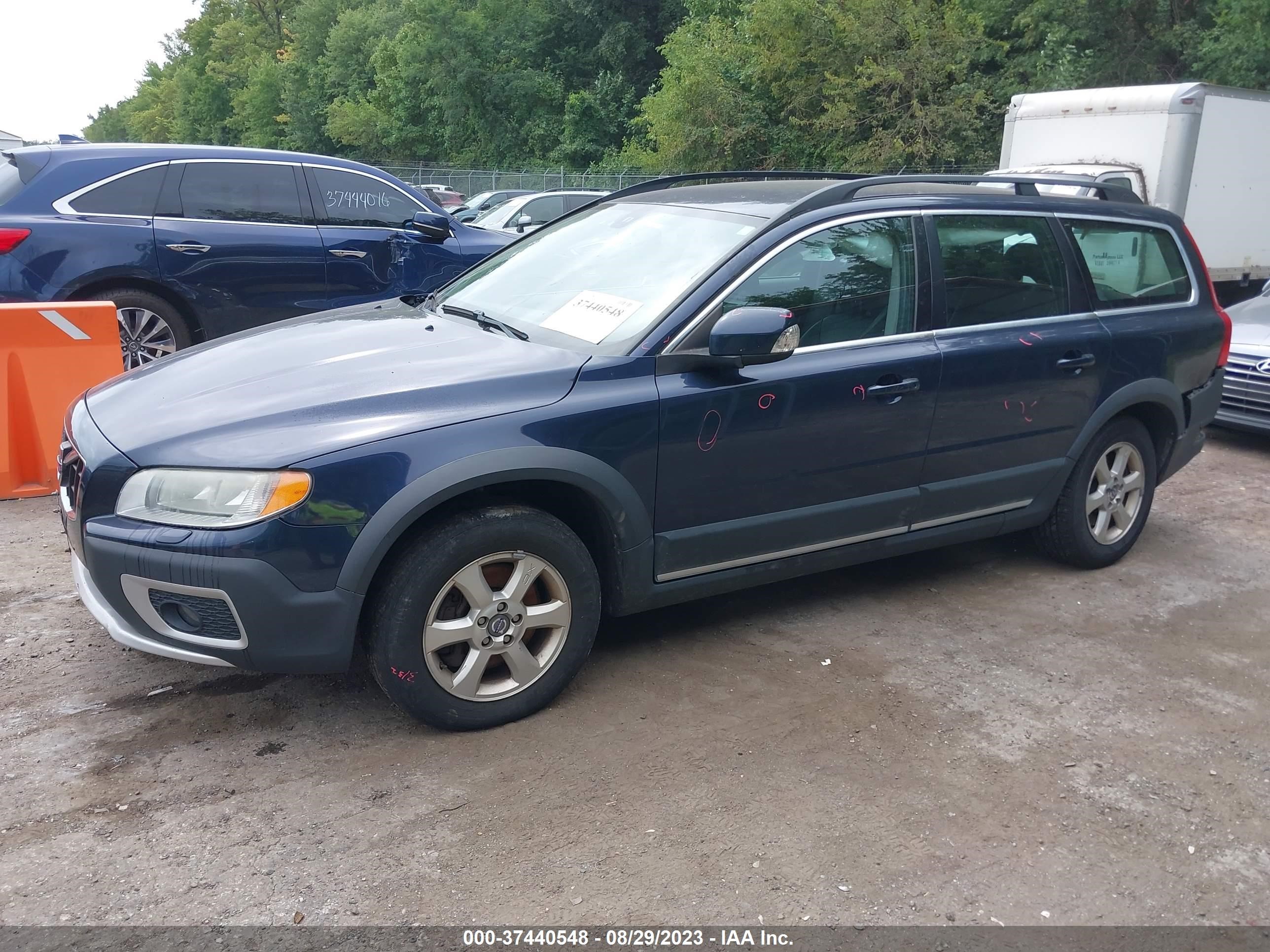 Photo 1 VIN: YV4960BZ1A1088504 - VOLVO XC70 