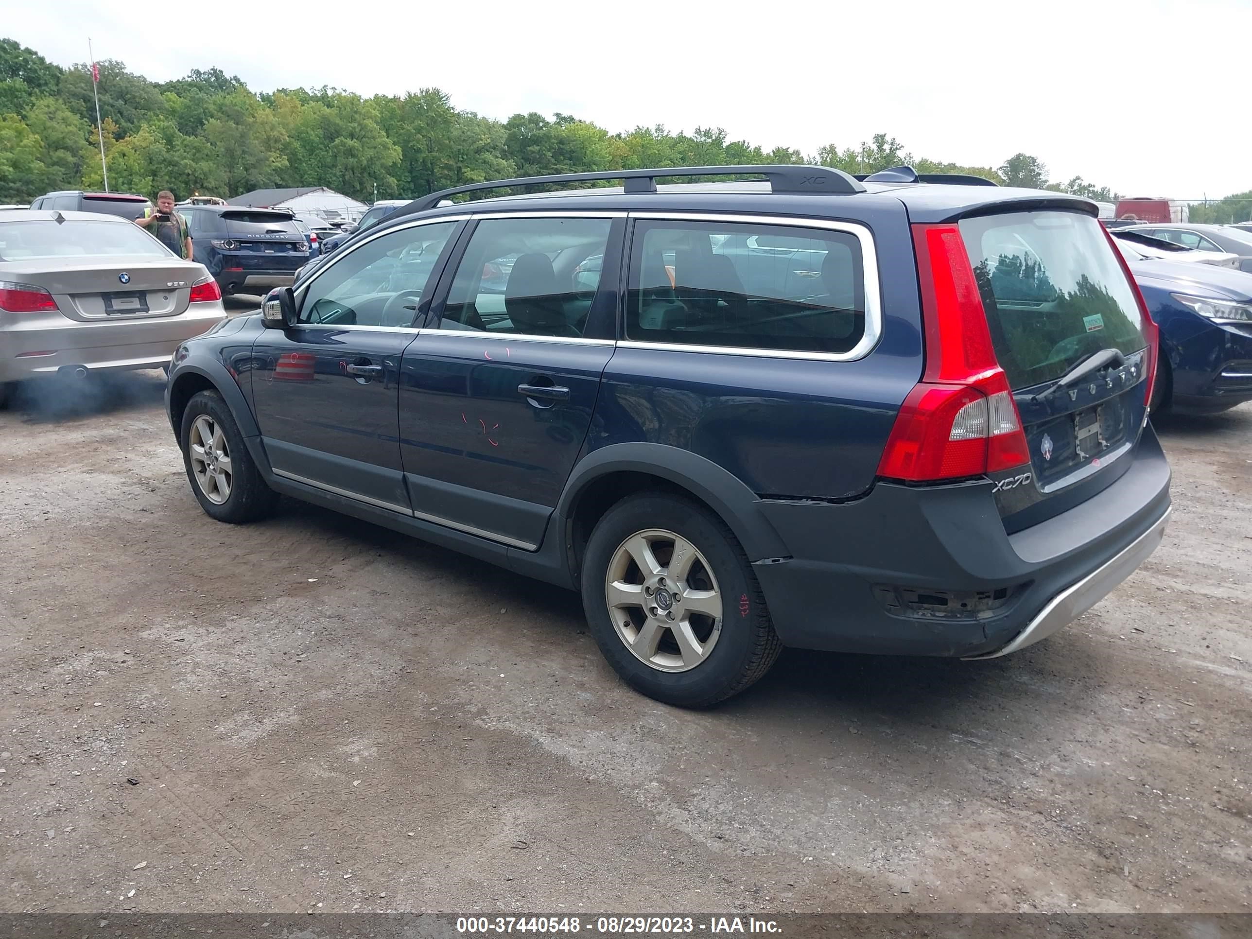 Photo 2 VIN: YV4960BZ1A1088504 - VOLVO XC70 