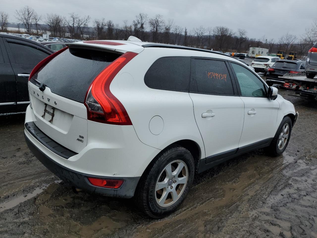 Photo 2 VIN: YV4960DZ8A2113261 - VOLVO XC60 