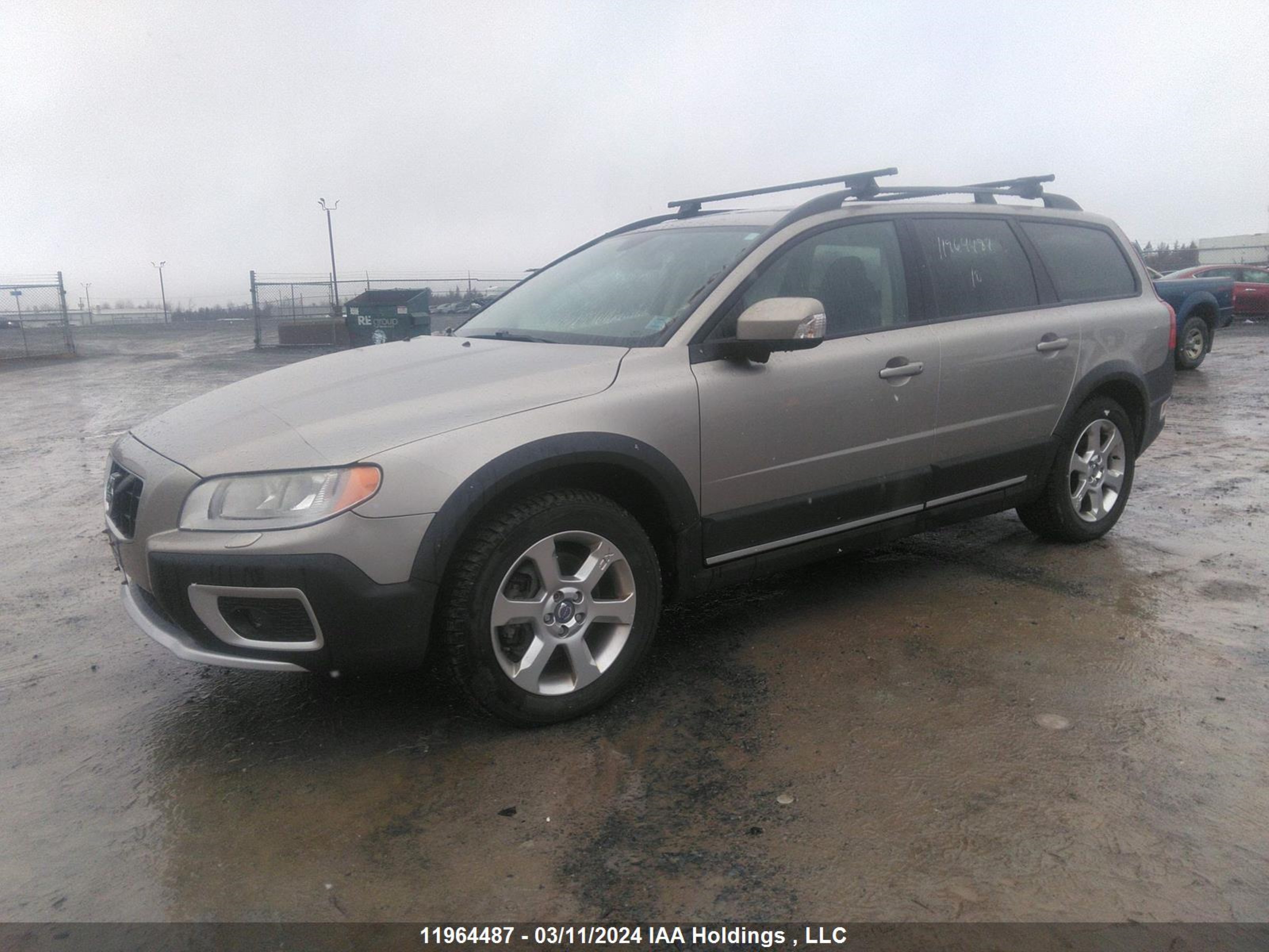 Photo 1 VIN: YV4982BZ8A1087646 - VOLVO XC70 