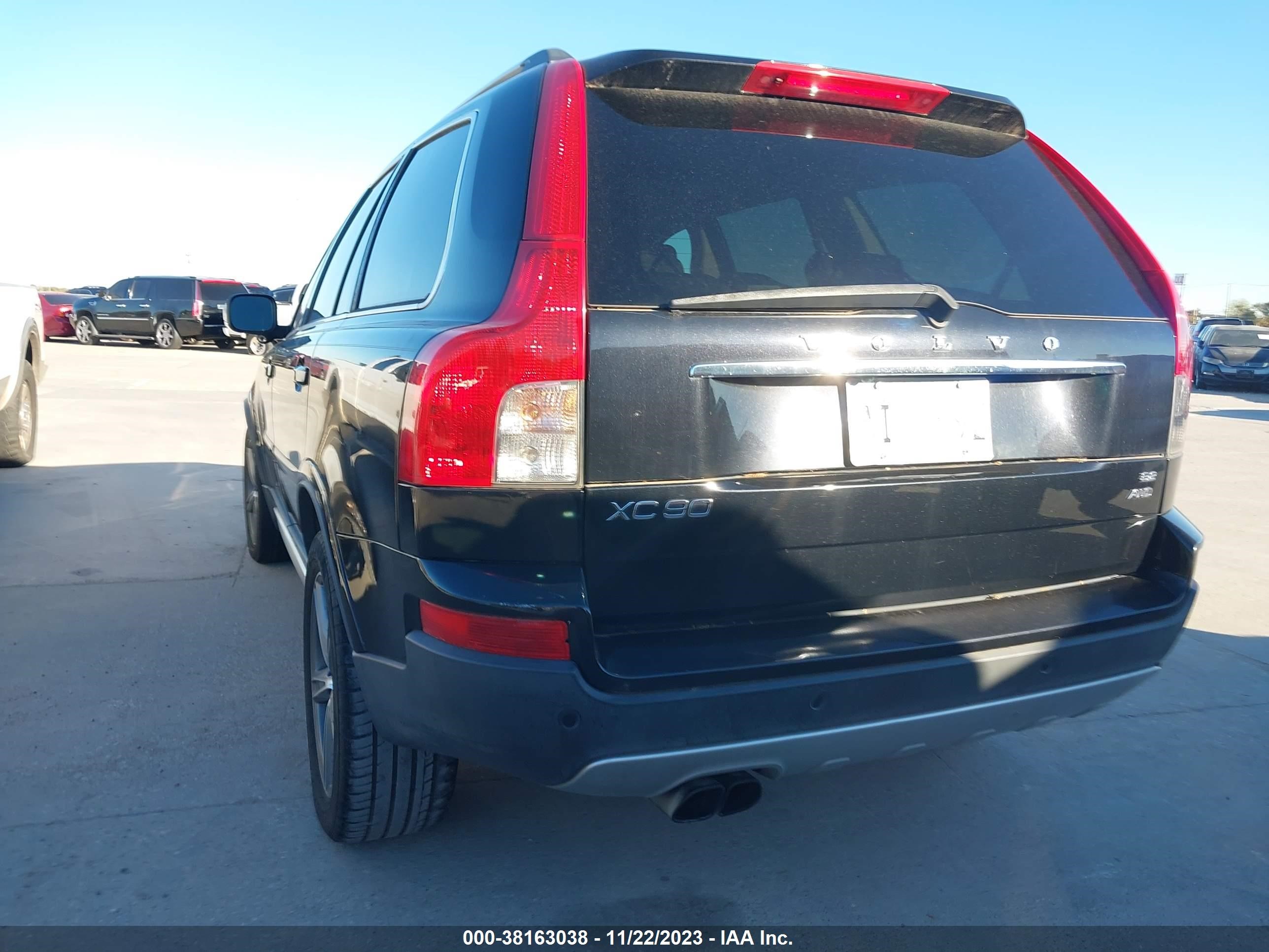 Photo 2 VIN: YV4982CT9A1563039 - VOLVO XC90 