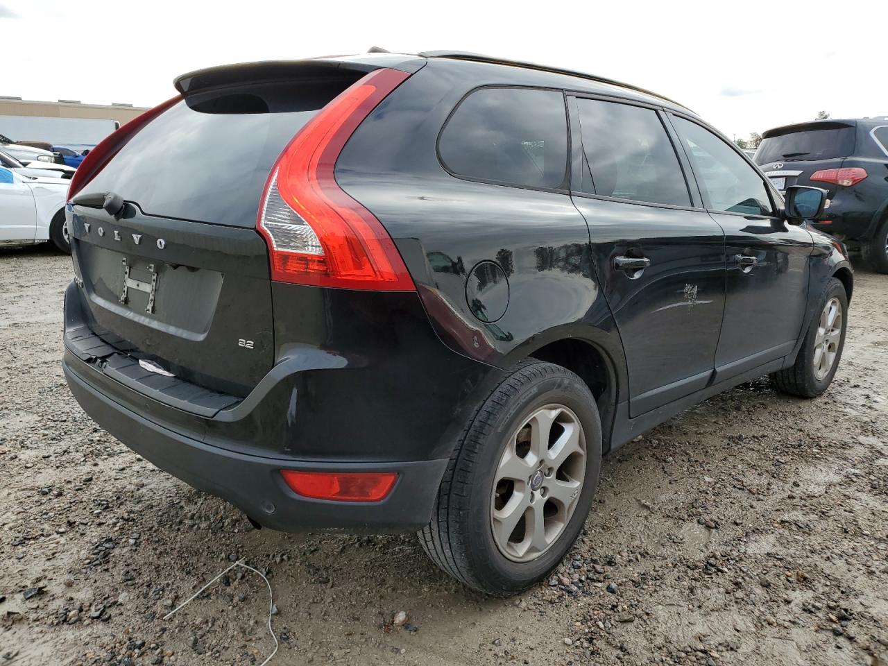 Photo 2 VIN: YV4982DL9A2120477 - VOLVO XC60 