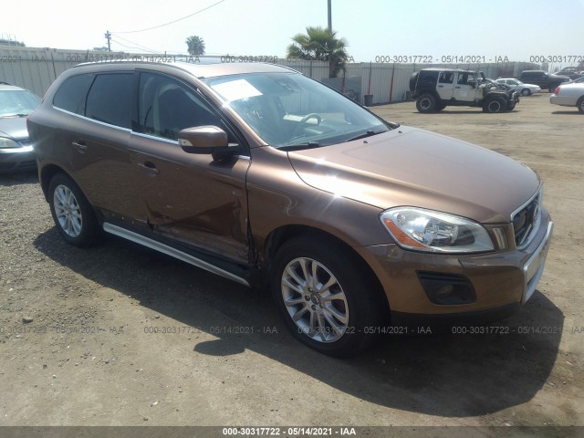 Photo 0 VIN: YV4992DZ3A2020070 - VOLVO XC60 