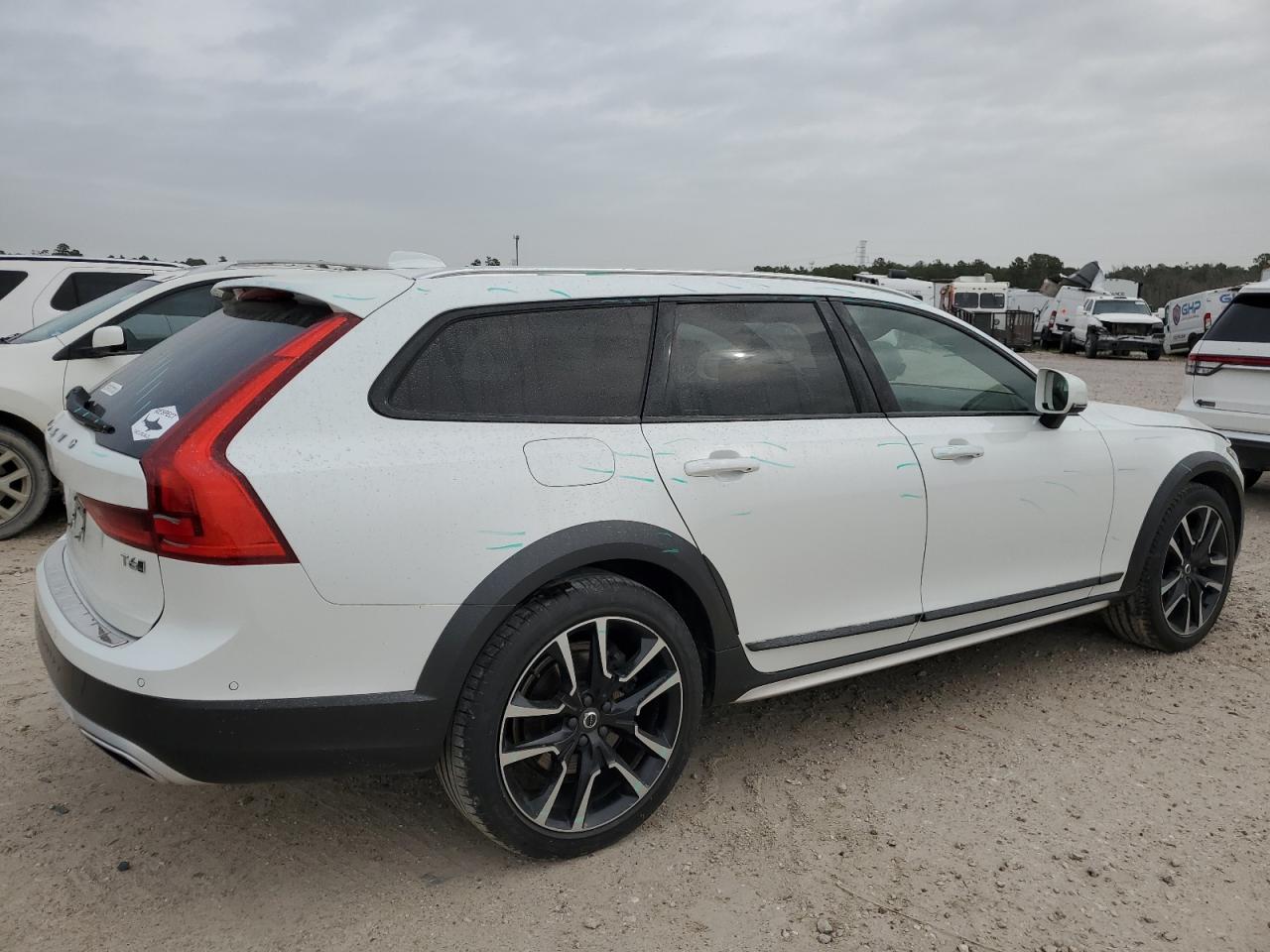 Photo 2 VIN: YV4A22NL0H1007496 - VOLVO V90 