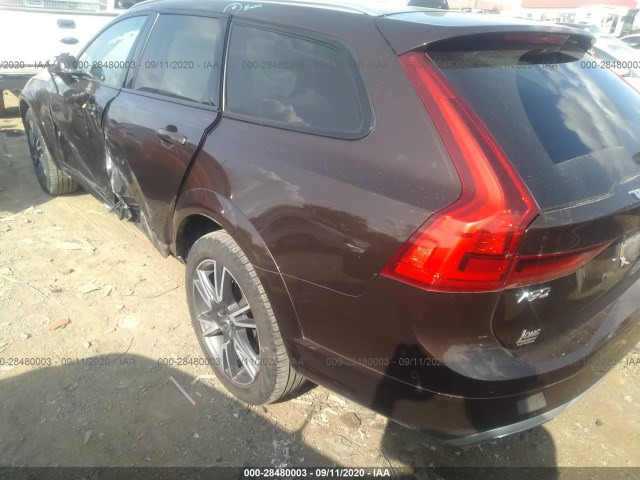 Photo 2 VIN: YV4A22NL2H1001201 - VOLVO V90 CROSS COUNTRY 