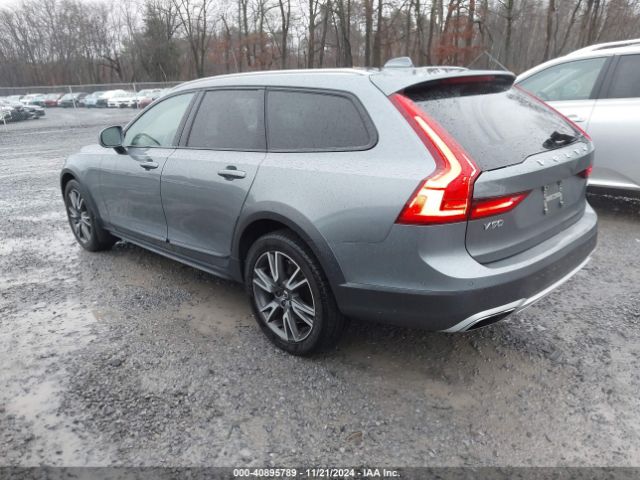 Photo 2 VIN: YV4A22NL7H1000903 - VOLVO V90CC 