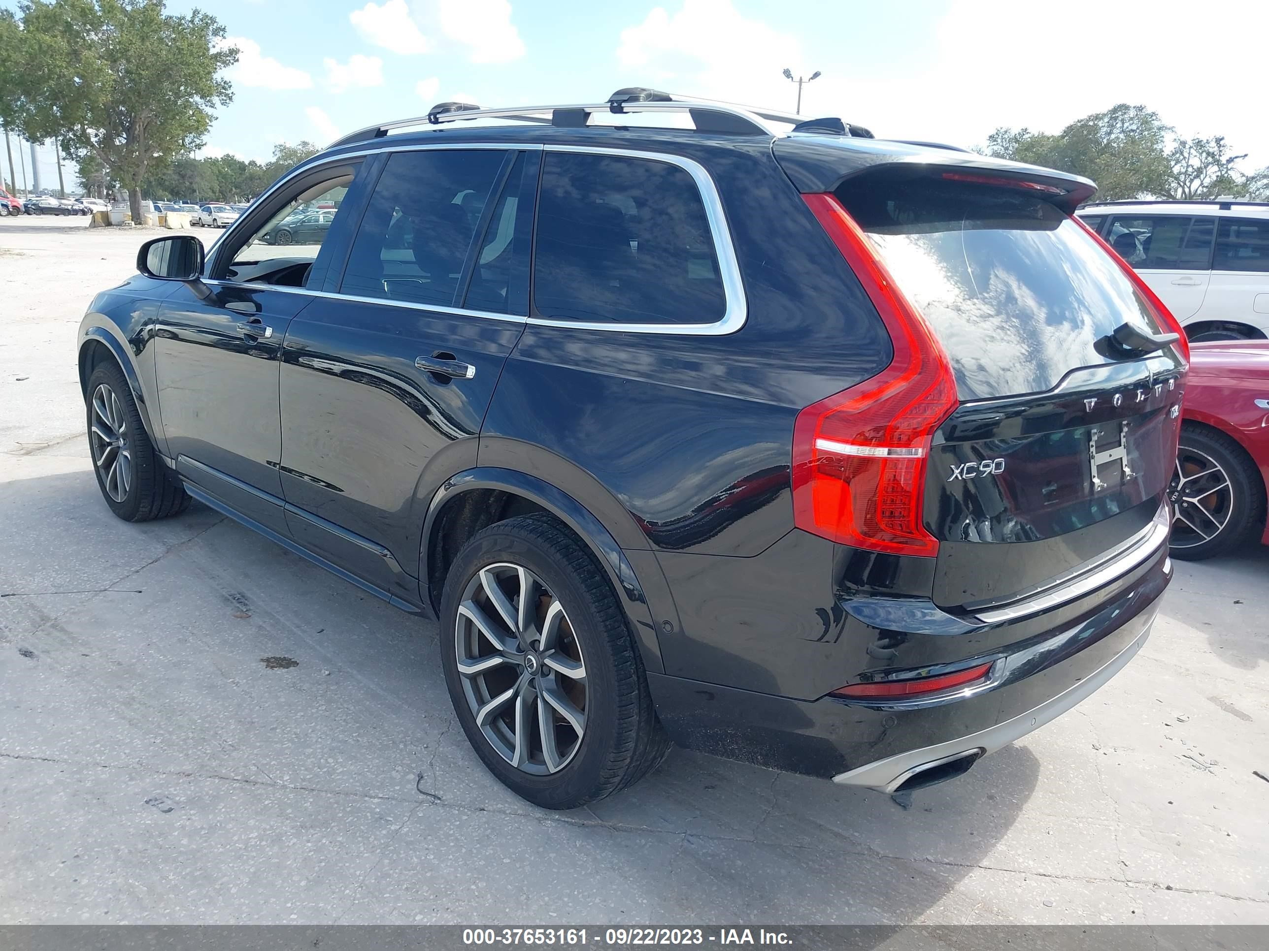 Photo 2 VIN: YV4A22PK2G1051373 - VOLVO XC90 