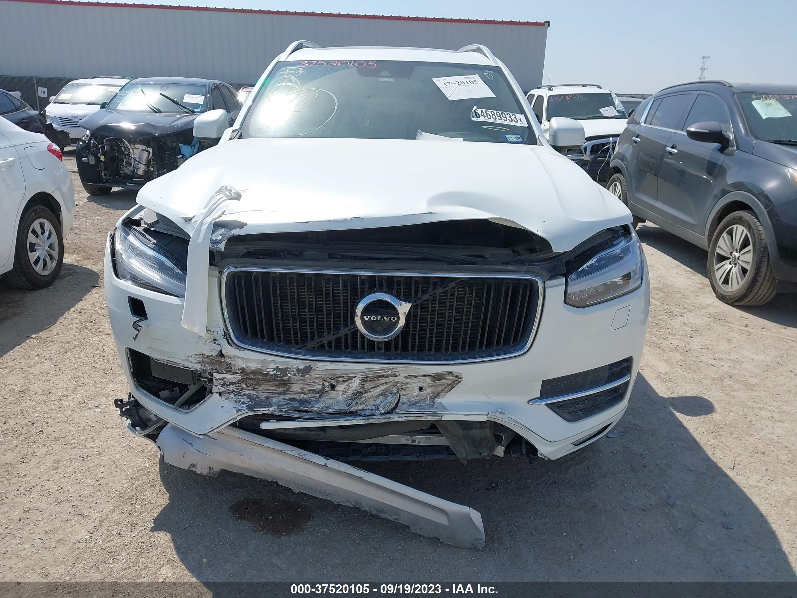 Photo 11 VIN: YV4A22PK3H1157459 - VOLVO XC90 