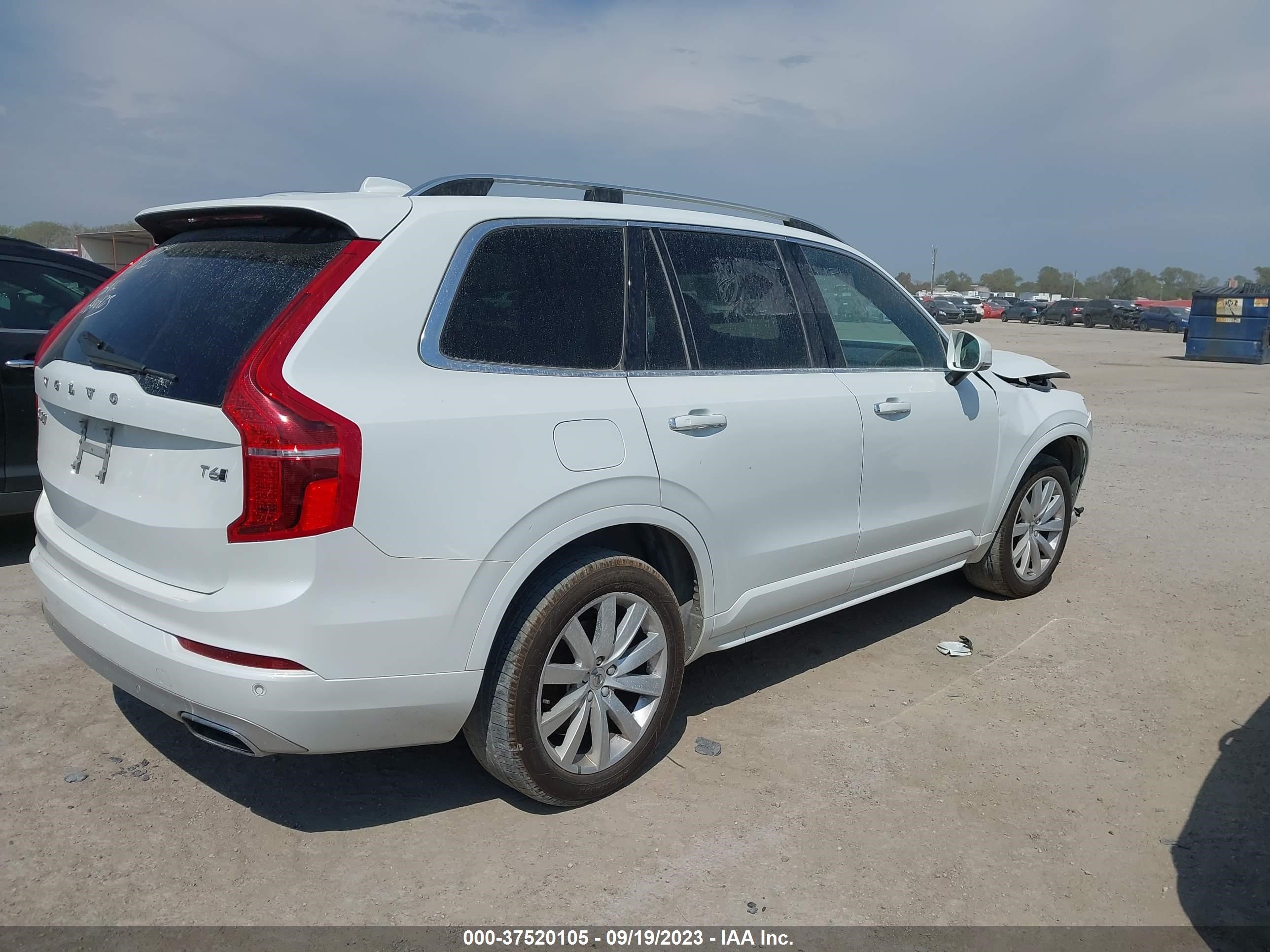 Photo 3 VIN: YV4A22PK3H1157459 - VOLVO XC90 