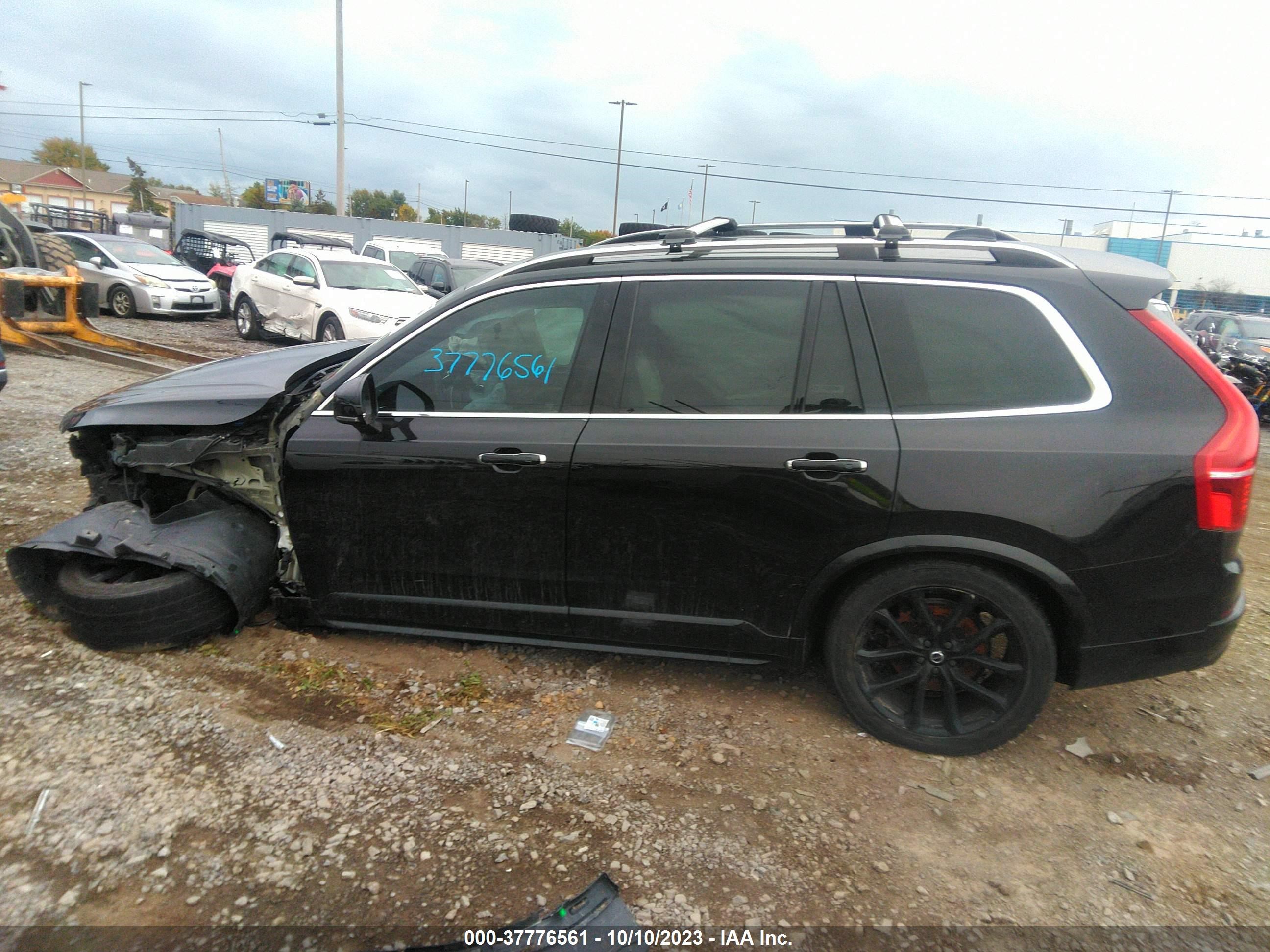 Photo 13 VIN: YV4A22PK5G1047026 - VOLVO XC90 