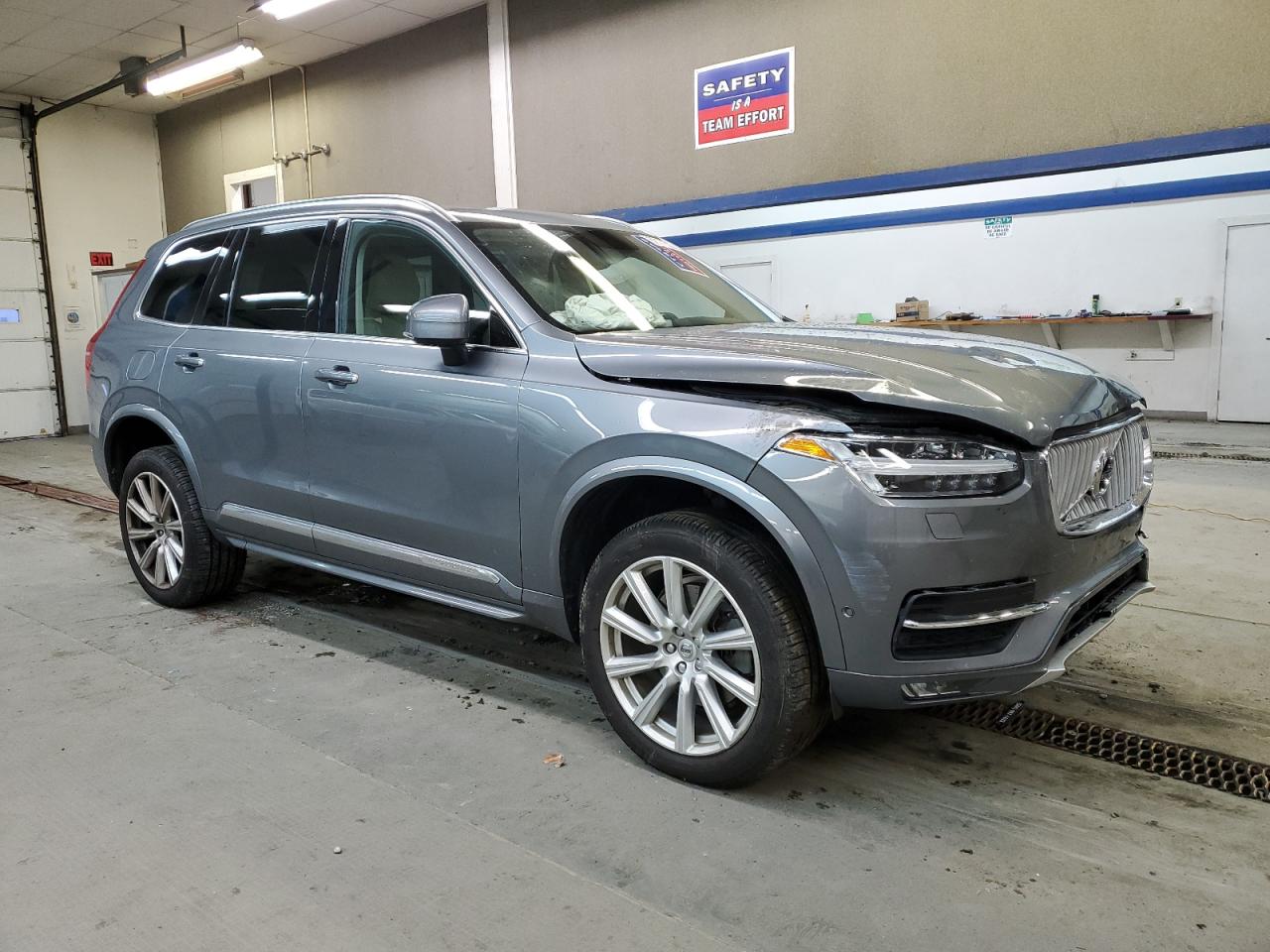 Photo 3 VIN: YV4A22PL2G1070823 - VOLVO XC90 