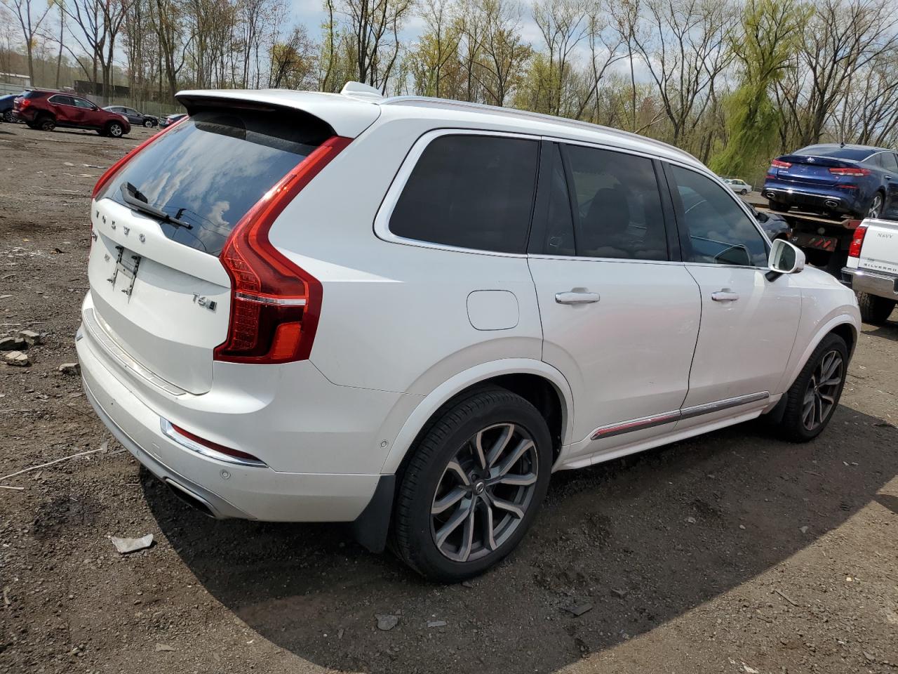 Photo 2 VIN: YV4A22PL7G1062636 - VOLVO XC90 