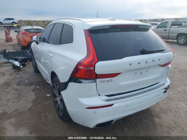 Photo 2 VIN: YV4A22RL4M1684555 - VOLVO XC60 