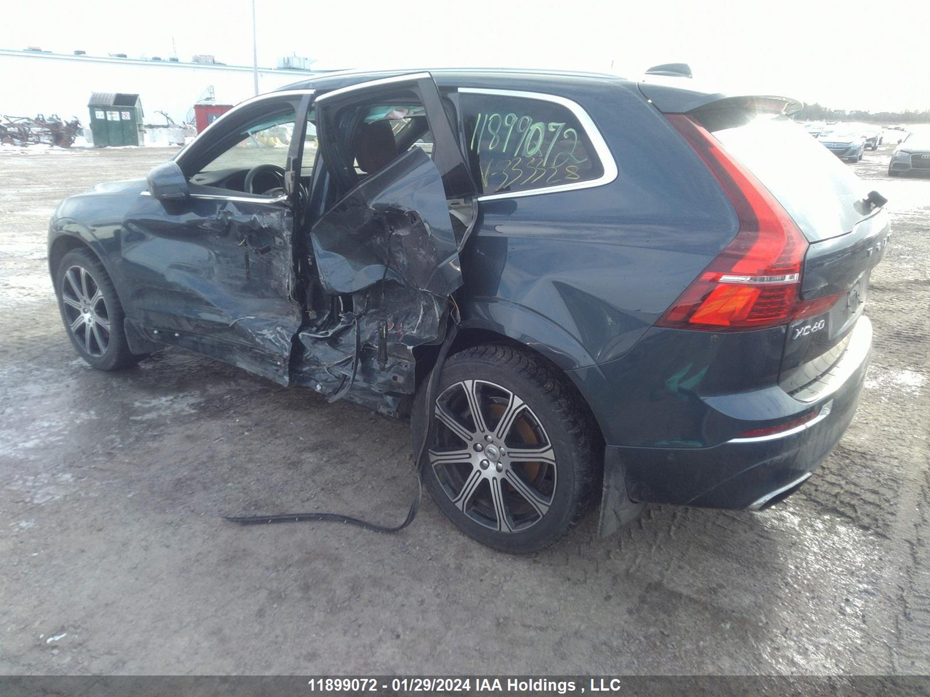 Photo 2 VIN: YV4A22RL7K1333328 - VOLVO XC60 