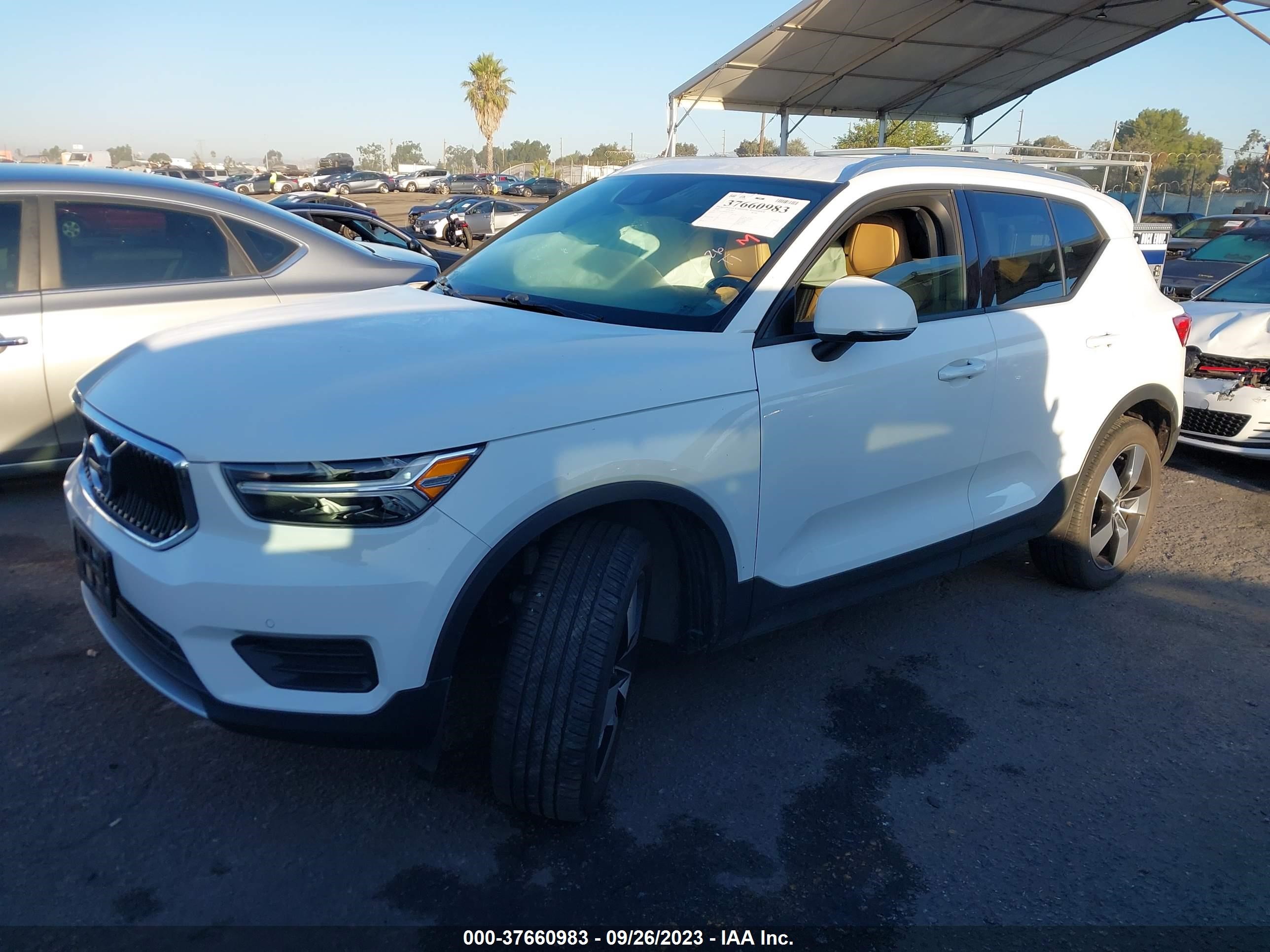 Photo 1 VIN: YV4AC2HK8L2251805 - VOLVO XC40 