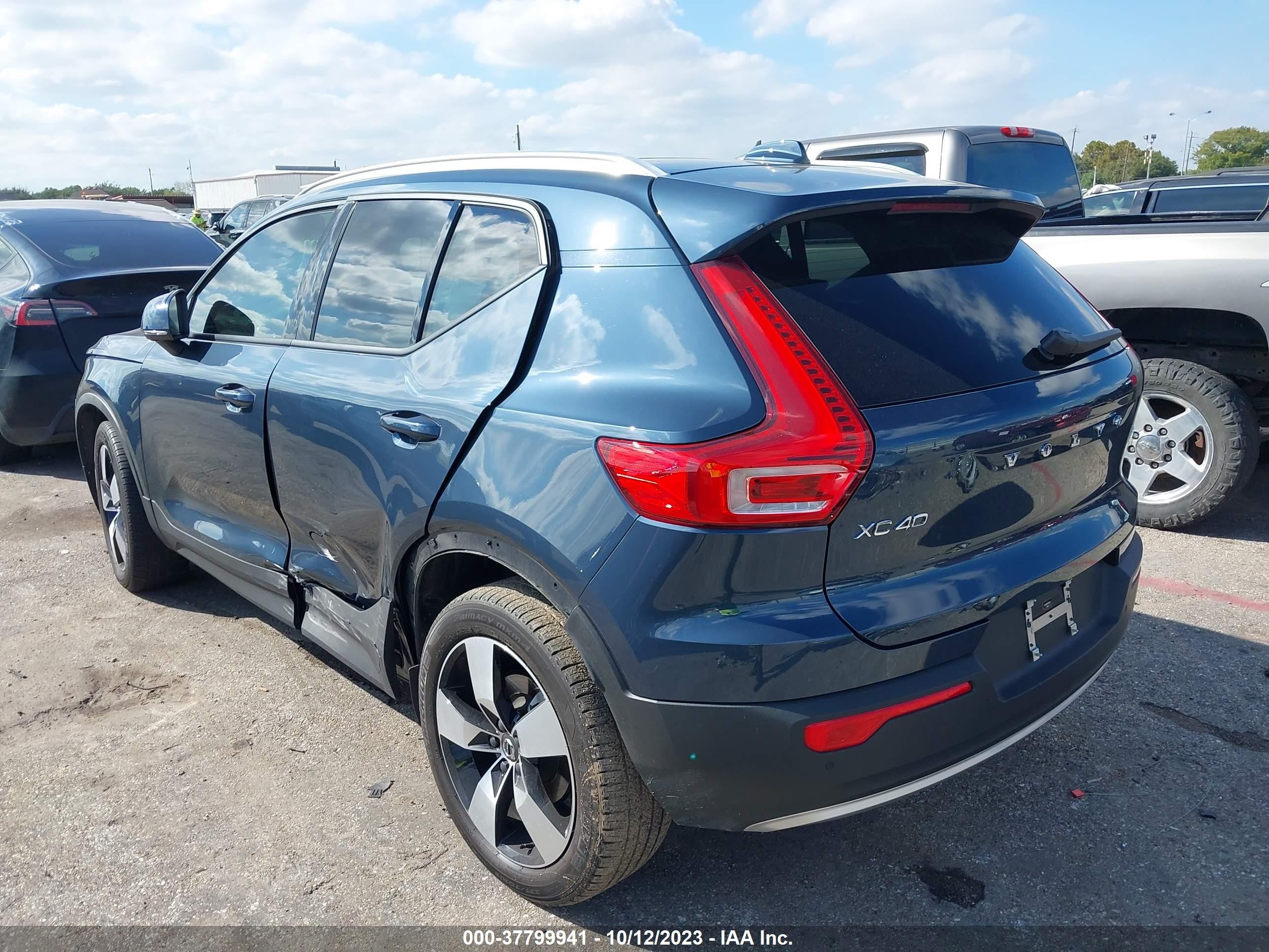 Photo 2 VIN: YV4AC2HKXM2513227 - VOLVO XC40 