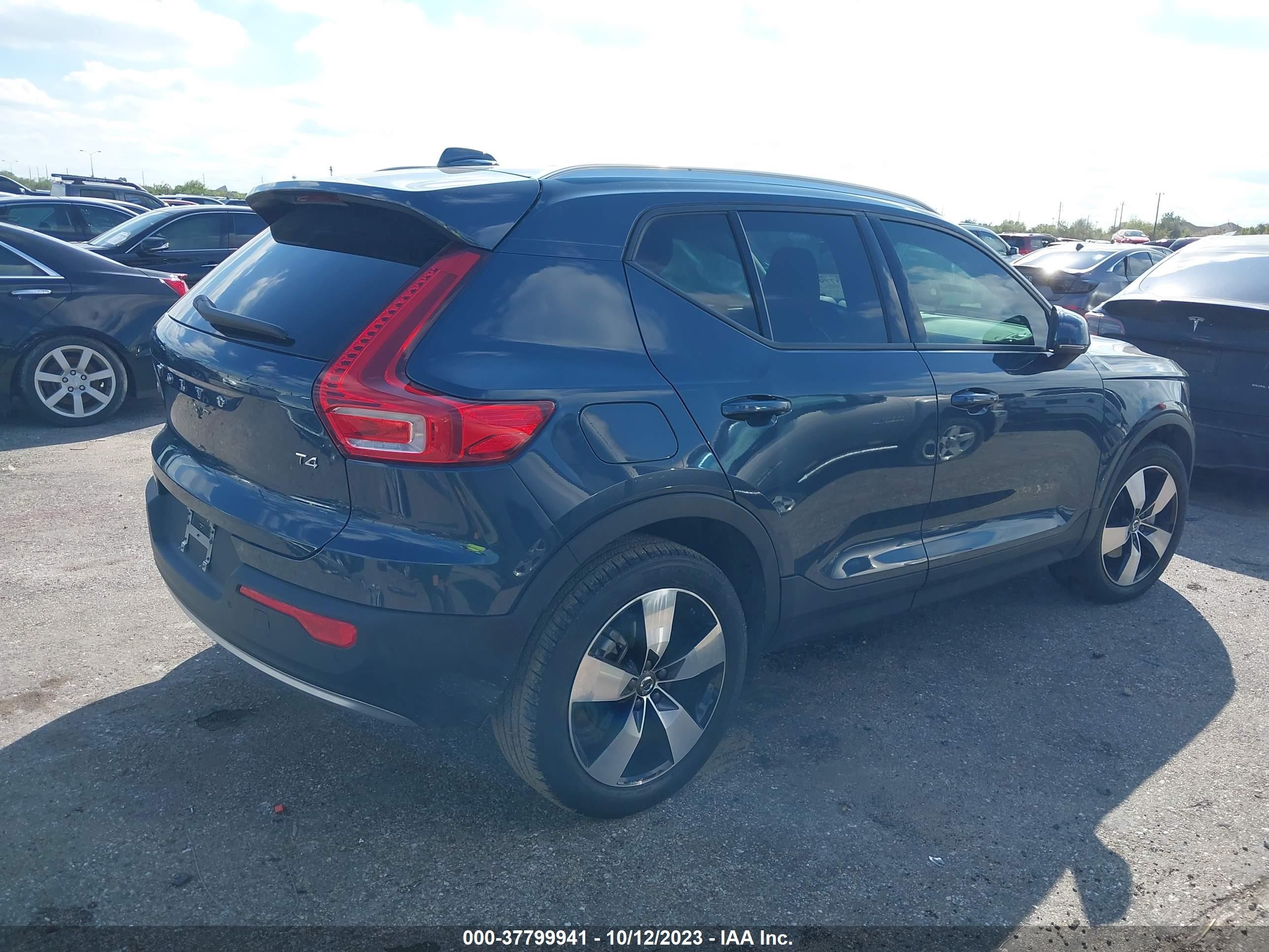 Photo 3 VIN: YV4AC2HKXM2513227 - VOLVO XC40 